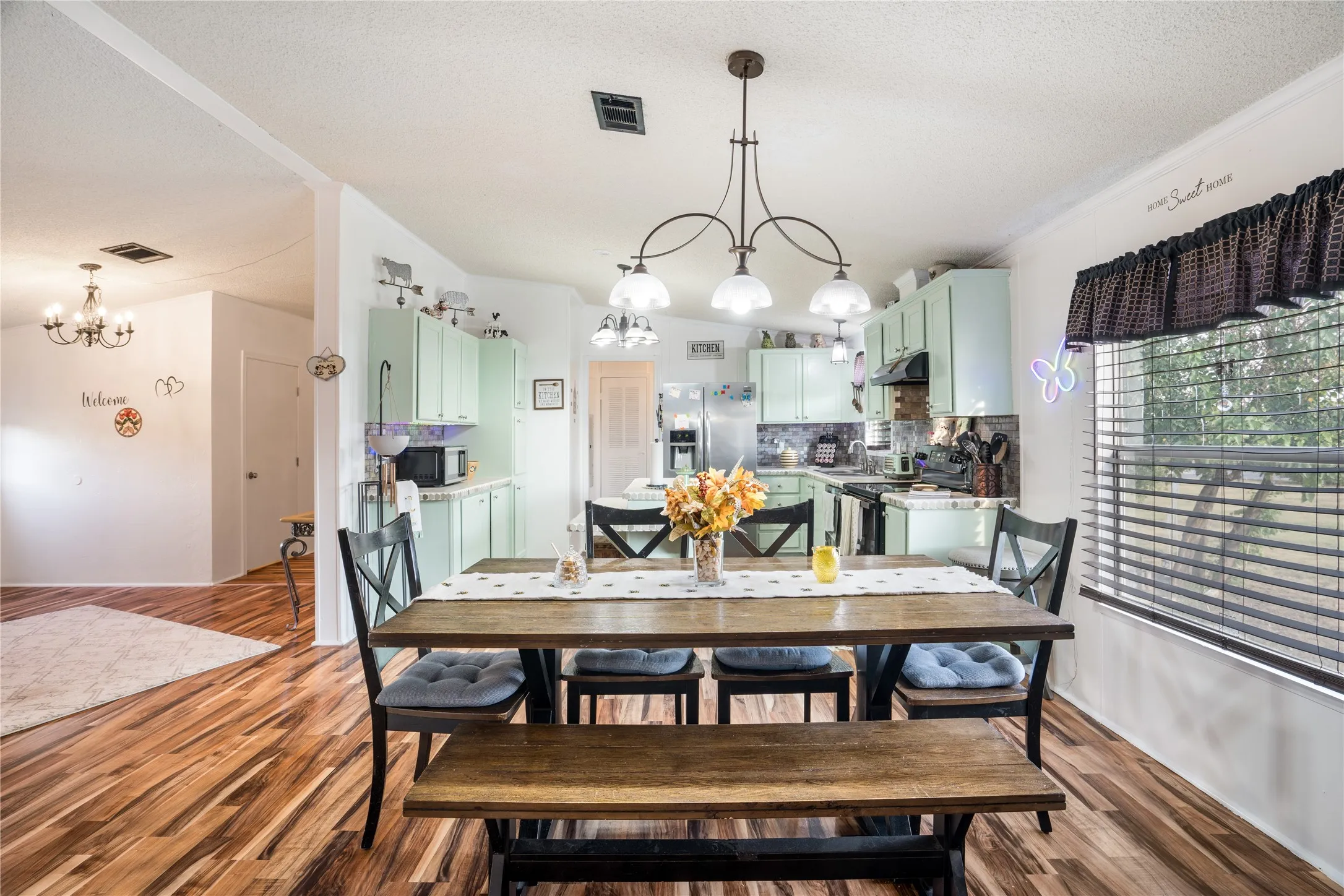 Mobile Home For Sale in Wise County , 549 County Road 4733, Rhome, Texas 76078, 6 Bedroom, 3 Bathroom, Garage spaces, 2,016 Sqft, built in 2007, mls#21396394, Real Estate Agent in Rhome, Homes For Sale in Wise county, Homes For Sale in Rhome, Realtor in Rhome Texas, Real Estate Brokerage Independent Realty Texas, Luminita Cordes Realtor