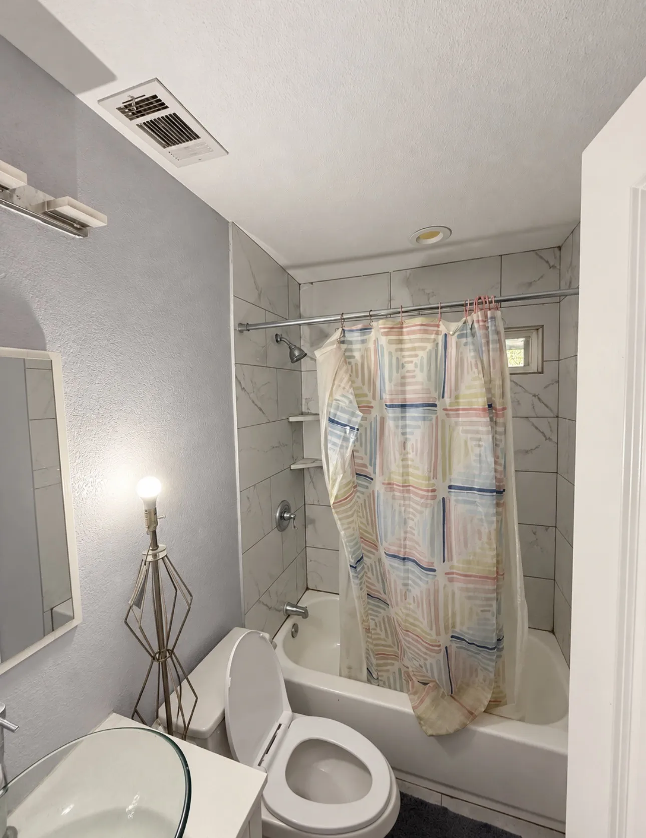 Single Family Residence For Sale in Dallas County , 6840 Timothy Drive, Dallas, Texas 75227, 3 Bedroom, 2 Bathroom, 1 Garage spaces, 2,249 Sqft, built in 1953, mls#21396777, Real Estate Agent in Dallas, Homes For Sale in Dallas county, Homes For Sale in Dallas, Realtor in Dallas Texas, Real Estate Brokerage Independent Realty Texas, Luminita Cordes Realtor