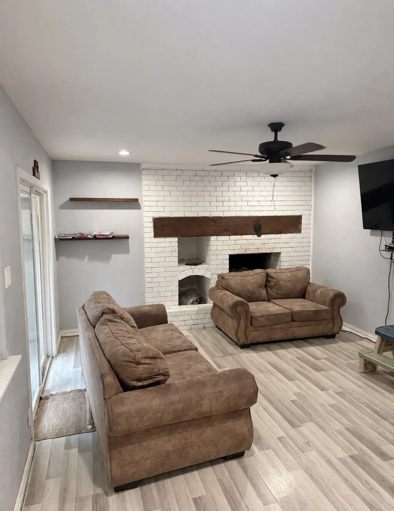 Single Family Residence For Sale in Dallas County , 6840 Timothy Drive, Dallas, Texas 75227, 3 Bedroom, 2 Bathroom, 1 Garage spaces, 2,249 Sqft, built in 1953, mls#21396777, Real Estate Agent in Dallas, Homes For Sale in Dallas county, Homes For Sale in Dallas, Realtor in Dallas Texas, Real Estate Brokerage Independent Realty Texas, Luminita Cordes Realtor