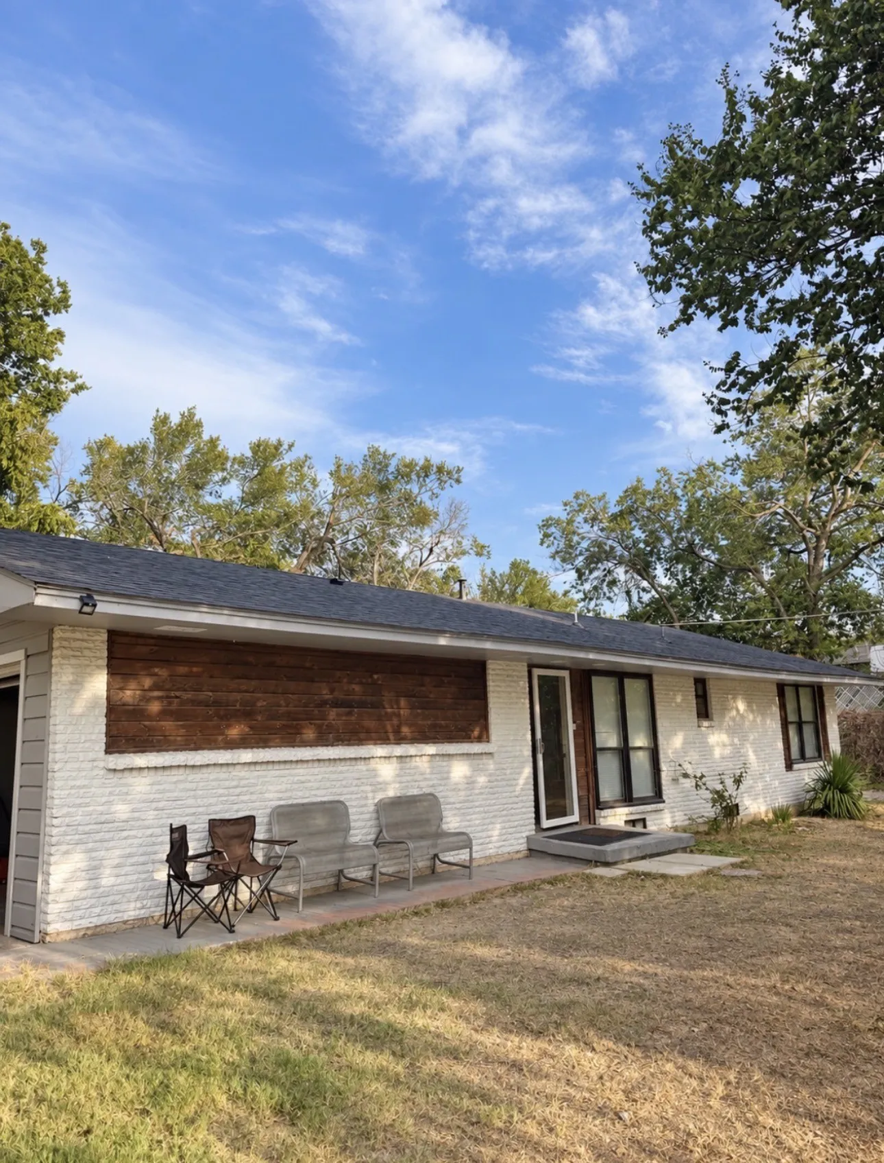 Single Family Residence For Sale in Dallas County , 6840 Timothy Drive, Dallas, Texas 75227, 3 Bedroom, 2 Bathroom, 1 Garage spaces, 2,249 Sqft, built in 1953, mls#21396777, Real Estate Agent in Dallas, Homes For Sale in Dallas county, Homes For Sale in Dallas, Realtor in Dallas Texas, Real Estate Brokerage Independent Realty Texas, Luminita Cordes Realtor