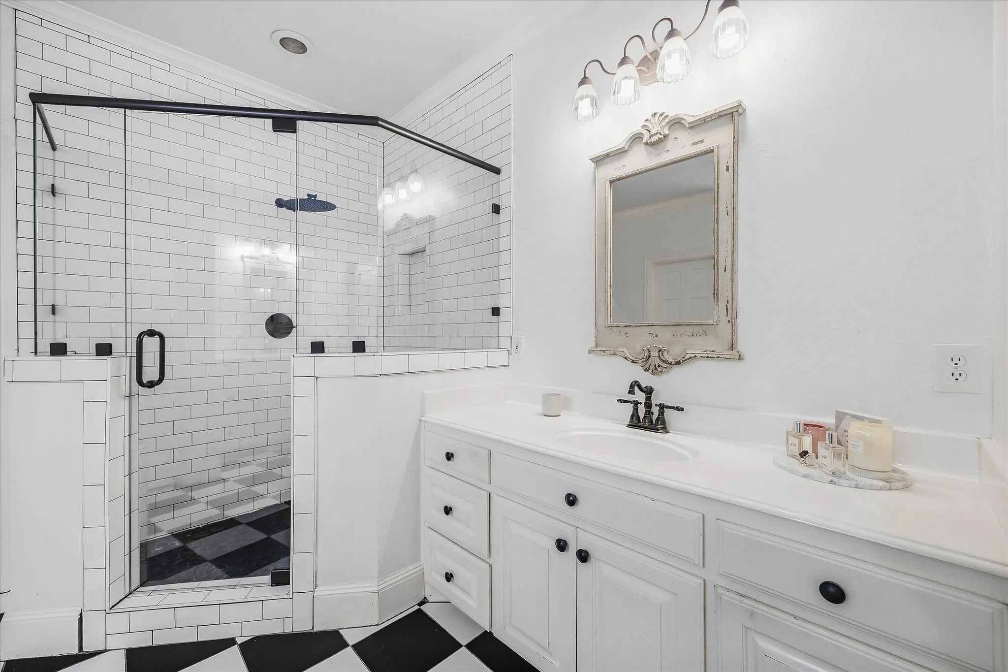 Single Family Residence For Sale in Collin County , 5910 State Highway 78 N, Farmersville, Texas 75442, 5 Bedroom, 4 Bathroom, 2 Garage spaces, 3,041 Sqft, built in 2005, mls#21396788, Real Estate Agent in Farmersville, Homes For Sale in Collin county, Homes For Sale in Farmersville, Realtor in Farmersville Texas, Real Estate Brokerage Independent Realty Texas, Luminita Cordes Realtor