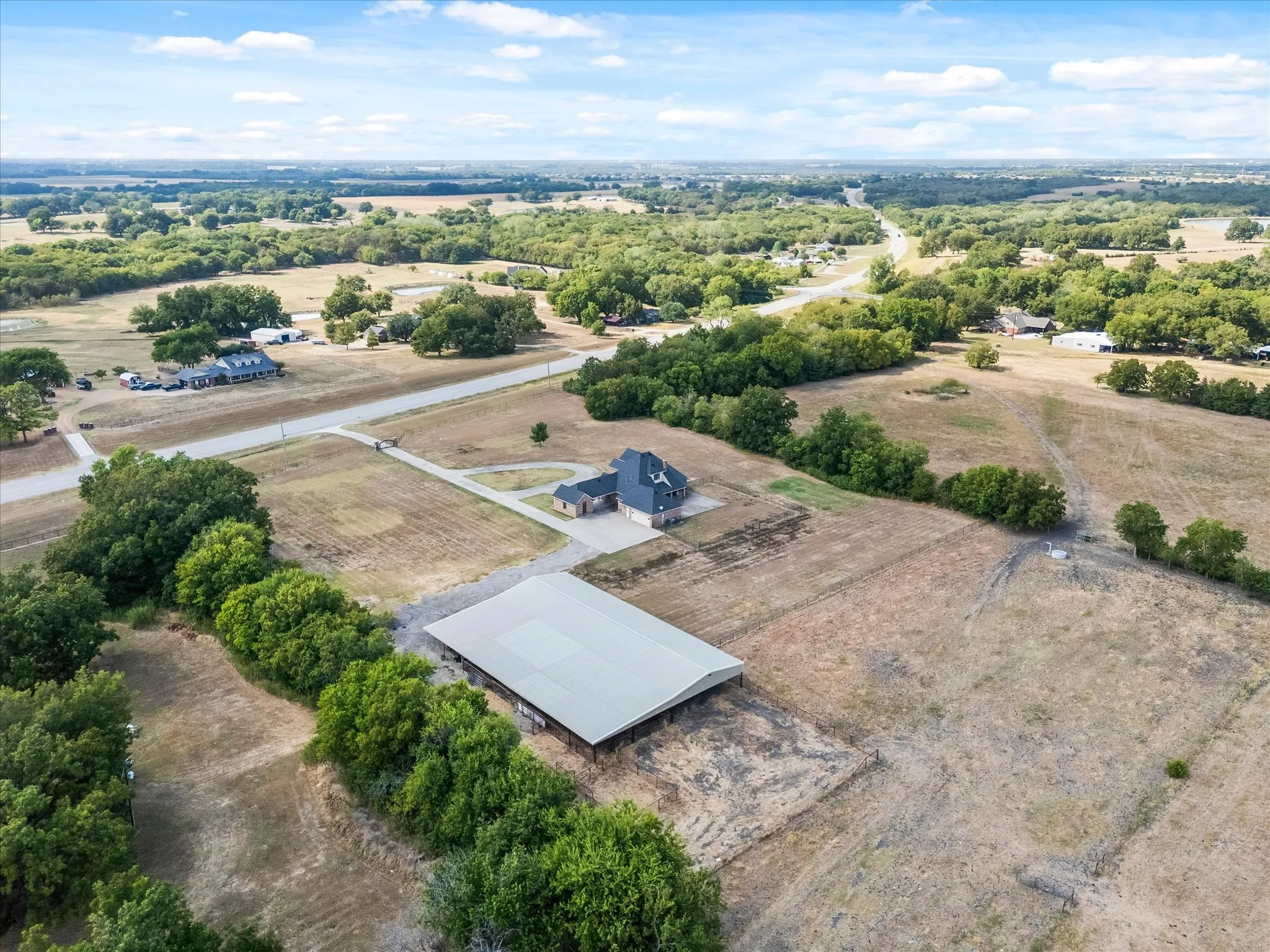 Single Family Residence For Sale in Collin County , 5910 State Highway 78 N, Farmersville, Texas 75442, 5 Bedroom, 4 Bathroom, 2 Garage spaces, 3,041 Sqft, built in 2005, mls#21396788, Real Estate Agent in Farmersville, Homes For Sale in Collin county, Homes For Sale in Farmersville, Realtor in Farmersville Texas, Real Estate Brokerage Independent Realty Texas, Luminita Cordes Realtor