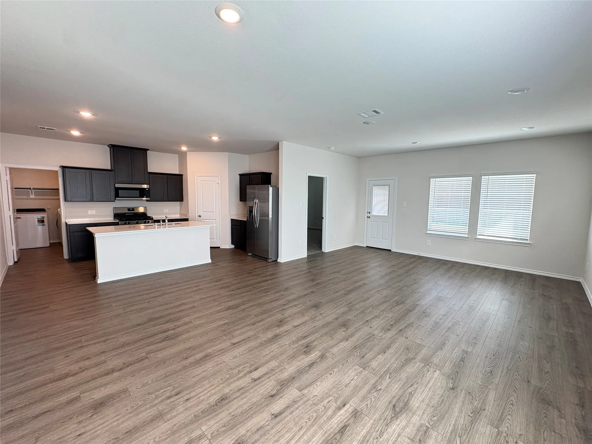 Single Family Residence For Rent in Cooke County , 709 Sweet Pea Drive, Pilot Point, Texas 76258, 4 Bedroom, 3 Bathroom, 2 Garage spaces, 2,527 Sqft, built in 2026, mls#21388368, Real Estate Agent in Pilot Point, Homes For Rent in Cooke county, Homes For Rent in Pilot Point, Realtor in Pilot Point Texas, Real Estate Brokerage Independent Realty Texas, Luminita Cordes Realtor