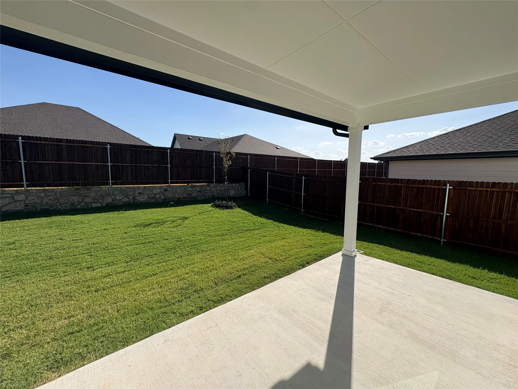 Single Family Residence For Rent in Cooke County , 709 Sweet Pea Drive, Pilot Point, Texas 76258, 4 Bedroom, 3 Bathroom, 2 Garage spaces, 2,527 Sqft, built in 2026, mls#21388368, Real Estate Agent in Pilot Point, Homes For Rent in Cooke county, Homes For Rent in Pilot Point, Realtor in Pilot Point Texas, Real Estate Brokerage Independent Realty Texas, Luminita Cordes Realtor