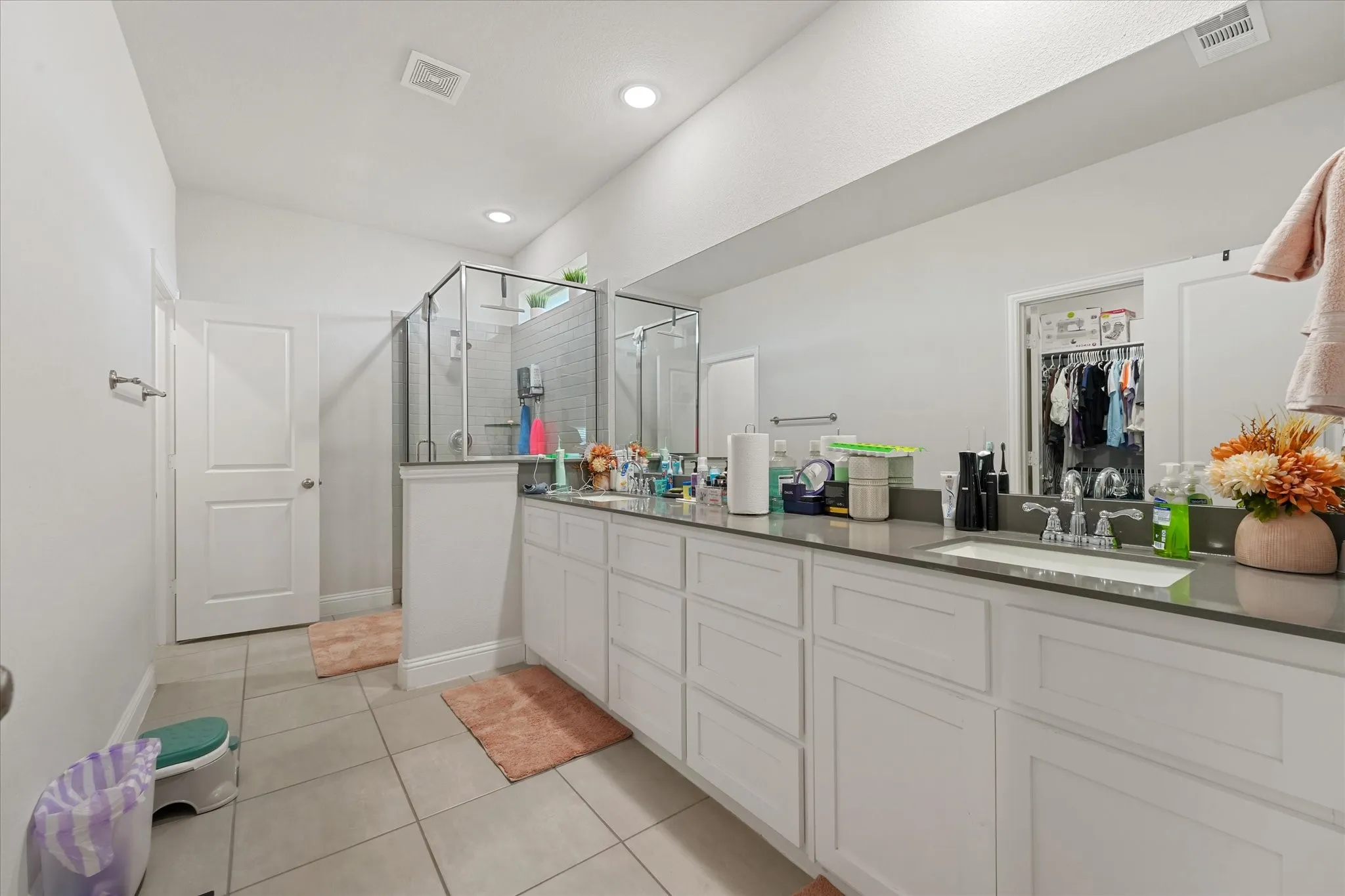 Single Family Residence For Sale in Dallas County , 1505 Hermes Lane, Lancaster, Texas 75134, 3 Bedroom, 2 Bathroom, 2 Garage spaces, 2,042 Sqft, built in 2022, mls#21396791, Real Estate Agent in Lancaster, Homes For Sale in Dallas county, Homes For Sale in Lancaster, Realtor in Lancaster Texas, Real Estate Brokerage Independent Realty Texas, Luminita Cordes Realtor