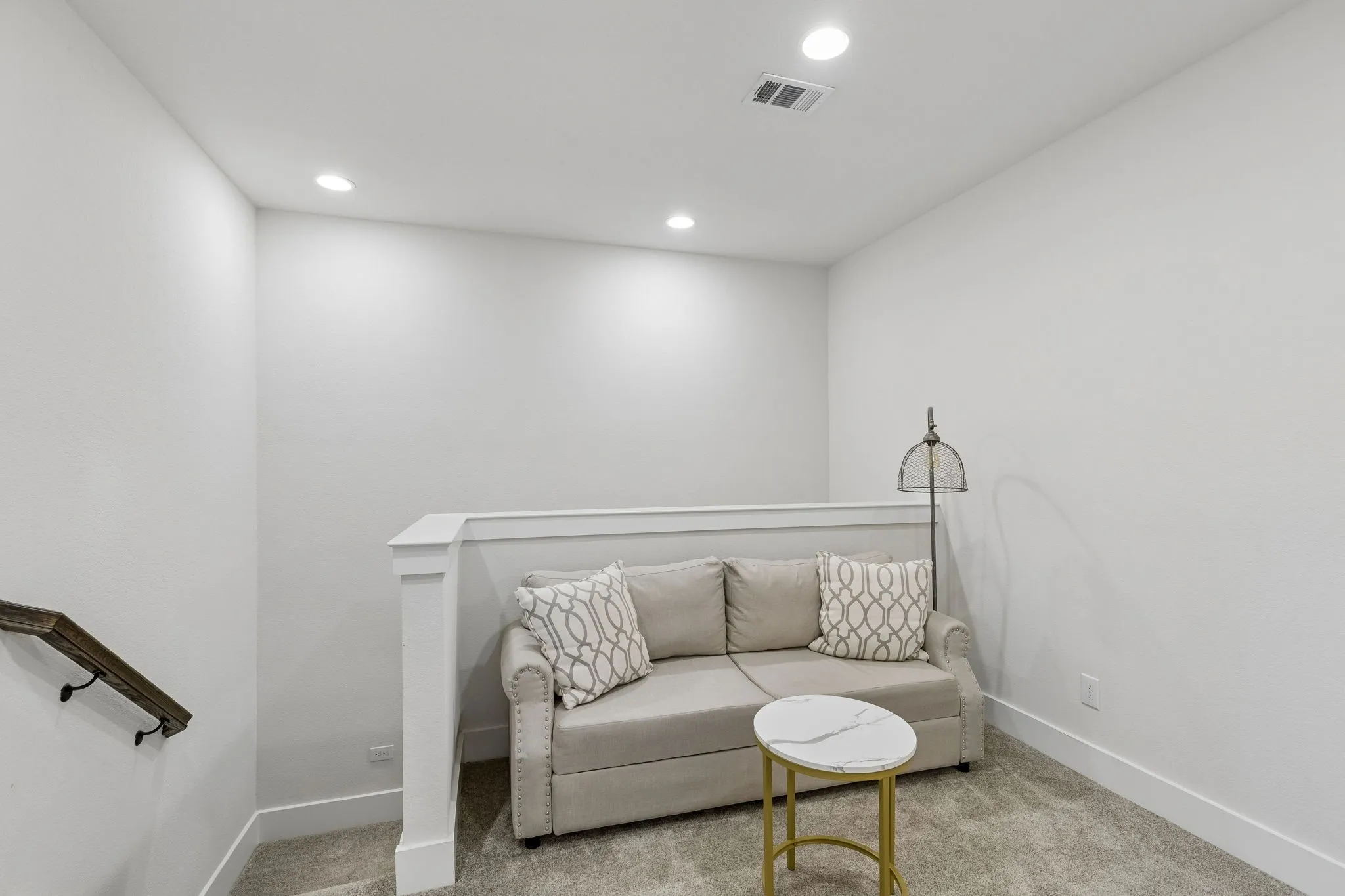 Townhouse For Sale in Collin County , 17717 Sage Lane, Dallas, Texas 75252, 3 Bedroom, 3 Bathroom, 2 Garage spaces, 1,941 Sqft, built in 2019, mls#21396798, Real Estate Agent in Dallas, Homes For Sale in Collin county, Homes For Sale in Dallas, Realtor in Dallas Texas, Real Estate Brokerage Independent Realty Texas, Luminita Cordes Realtor