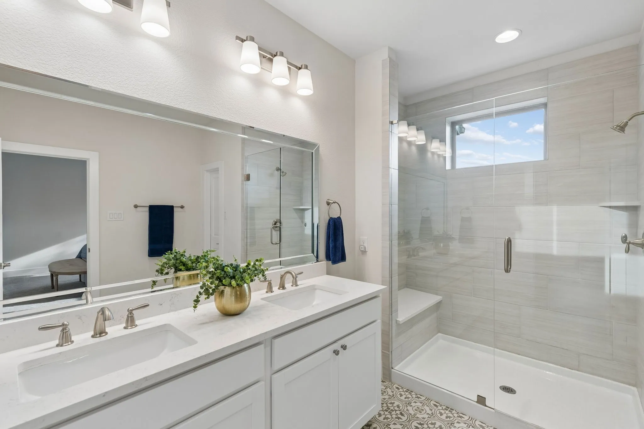 Townhouse For Sale in Collin County , 17717 Sage Lane, Dallas, Texas 75252, 3 Bedroom, 3 Bathroom, 2 Garage spaces, 1,941 Sqft, built in 2019, mls#21396798, Real Estate Agent in Dallas, Homes For Sale in Collin county, Homes For Sale in Dallas, Realtor in Dallas Texas, Real Estate Brokerage Independent Realty Texas, Luminita Cordes Realtor