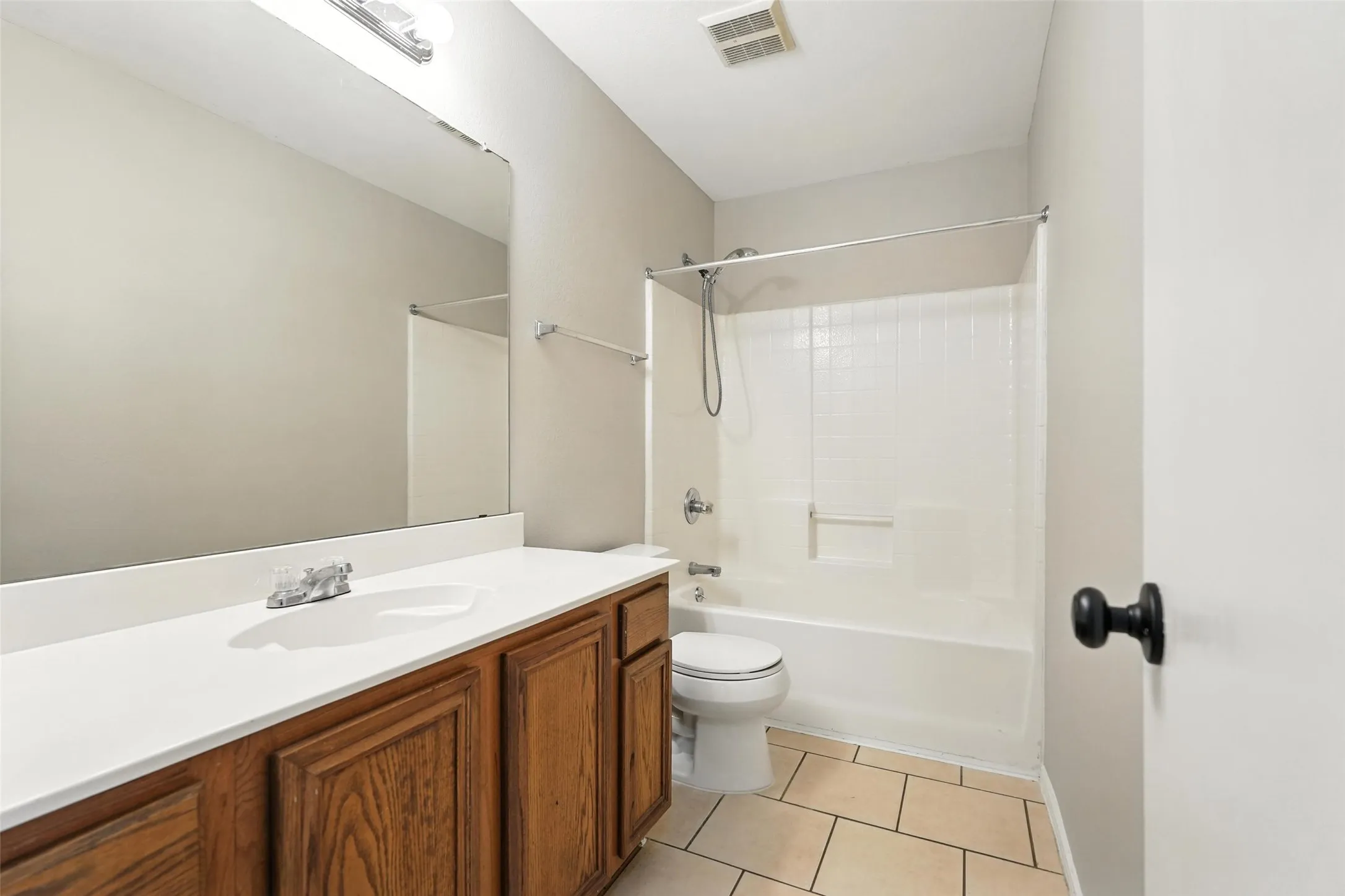 Single Family Residence For Rent in Rockwall County , 1516 Marti Drive, Royse City, Texas 75189, 3 Bedroom, 2 Bathroom, 2 Garage spaces, 1,648 Sqft, built in 2002, mls#21396799, Real Estate Agent in Royse City, Homes For Rent in Rockwall county, Homes For Rent in Royse City, Realtor in Royse City Texas, Real Estate Brokerage Independent Realty Texas, Luminita Cordes Realtor