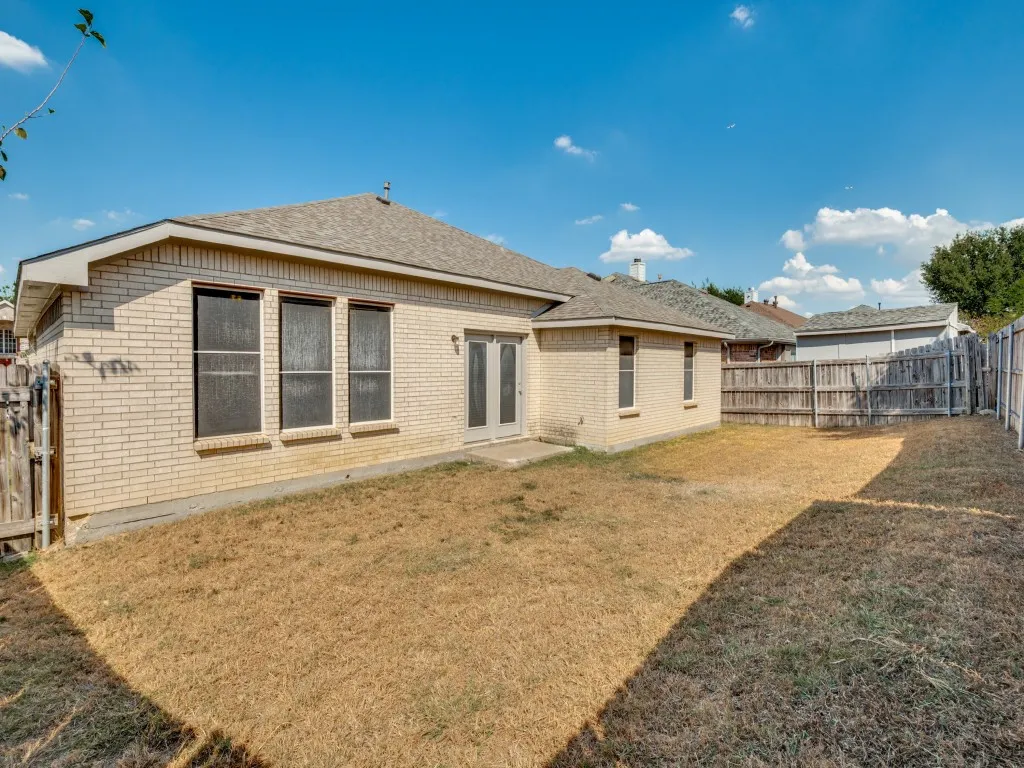 Single Family Residence For Sale in Tarrant County , 2459 Frontier Drive, Grand Prairie, Texas 75052, 4 Bedroom, 2 Bathroom, 2 Garage spaces, 2,194 Sqft, built in 2002, mls#21396624, Real Estate Agent in Grand Prairie, Homes For Sale in Tarrant county, Homes For Sale in Grand Prairie, Realtor in Grand Prairie Texas, Real Estate Brokerage Independent Realty Texas, Luminita Cordes Realtor