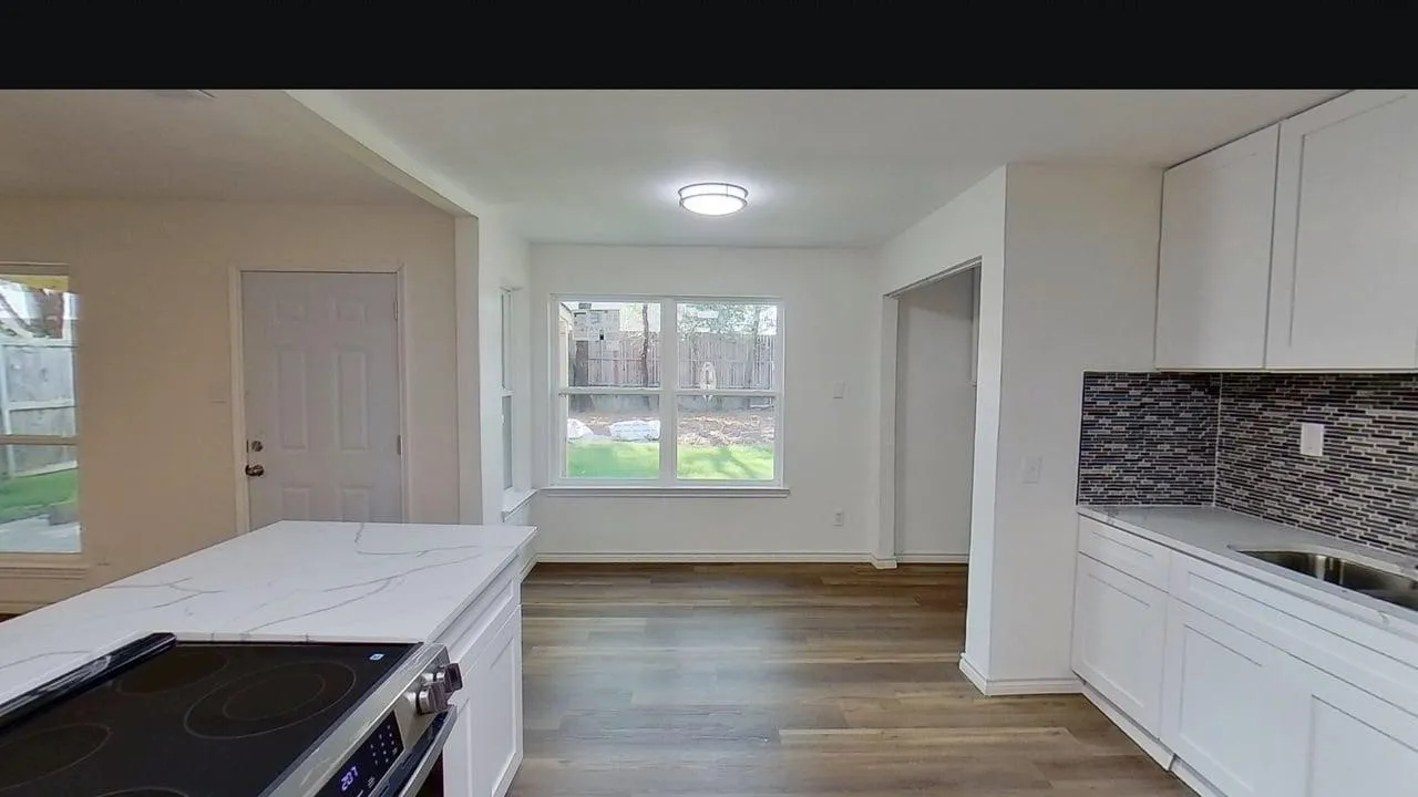 Single Family Residence For Sale in Tarrant County , 2231 Park Springs Court, Arlington, Texas 76013, 3 Bedroom, 2 Bathroom, 2 Garage spaces, 1,418 Sqft, built in 1978, mls#21395816, Real Estate Agent in Arlington, Homes For Sale in Tarrant county, Homes For Sale in Arlington, Realtor in Arlington Texas, Real Estate Brokerage Independent Realty Texas, Luminita Cordes Realtor