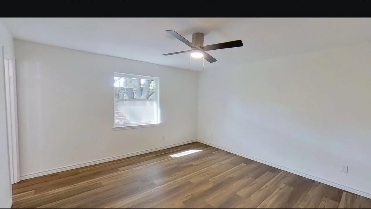 Single Family Residence For Sale in Tarrant County , 2231 Park Springs Court, Arlington, Texas 76013, 3 Bedroom, 2 Bathroom, 2 Garage spaces, 1,418 Sqft, built in 1978, mls#21395816, Real Estate Agent in Arlington, Homes For Sale in Tarrant county, Homes For Sale in Arlington, Realtor in Arlington Texas, Real Estate Brokerage Independent Realty Texas, Luminita Cordes Realtor