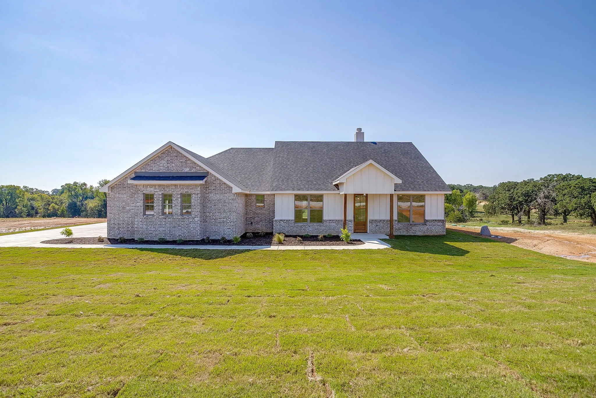 Single Family Residence For Sale in Parker County , 237 Kilkenny Road, Poolville, Texas 76487, 3 Bedroom, 2 Bathroom, 2 Garage spaces, 2,175 Sqft, built in 2025, mls#21396802, Real Estate Agent in Poolville, Homes For Sale in Parker county, Homes For Sale in Poolville, Realtor in Poolville Texas, Real Estate Brokerage Independent Realty Texas, Luminita Cordes Realtor