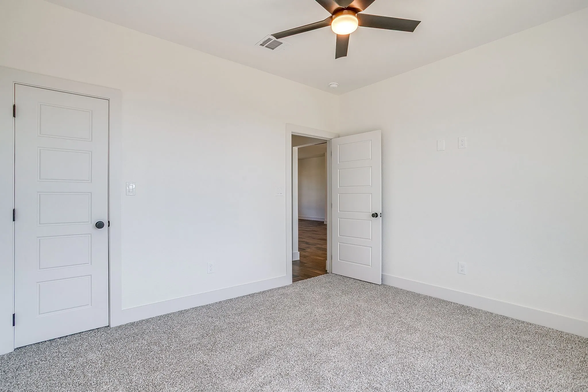 Single Family Residence For Sale in Parker County , 237 Kilkenny Road, Poolville, Texas 76487, 3 Bedroom, 2 Bathroom, 2 Garage spaces, 2,175 Sqft, built in 2025, mls#21396802, Real Estate Agent in Poolville, Homes For Sale in Parker county, Homes For Sale in Poolville, Realtor in Poolville Texas, Real Estate Brokerage Independent Realty Texas, Luminita Cordes Realtor