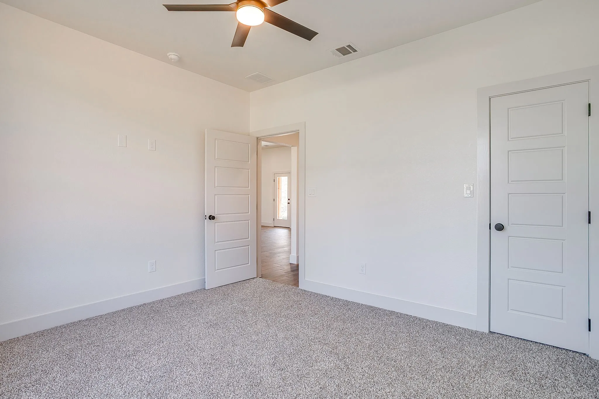 Single Family Residence For Sale in Parker County , 237 Kilkenny Road, Poolville, Texas 76487, 3 Bedroom, 2 Bathroom, 2 Garage spaces, 2,175 Sqft, built in 2025, mls#21396802, Real Estate Agent in Poolville, Homes For Sale in Parker county, Homes For Sale in Poolville, Realtor in Poolville Texas, Real Estate Brokerage Independent Realty Texas, Luminita Cordes Realtor
