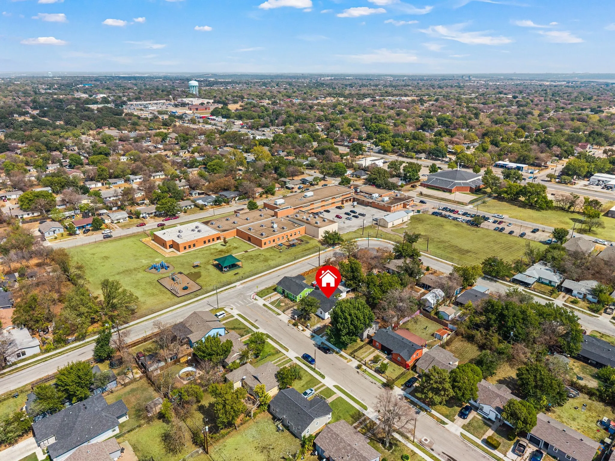 Single Family Residence For Sale in Tarrant County , 3855 Dowdell Street, Fort Worth, Texas 76119, 3 Bedroom, 2 Bathroom, Garage spaces, 1,425 Sqft, built in 1952, mls#21396805, Real Estate Agent in Fort Worth, Homes For Sale in Tarrant county, Homes For Sale in Fort Worth, Realtor in Fort Worth Texas, Real Estate Brokerage Independent Realty Texas, Luminita Cordes Realtor