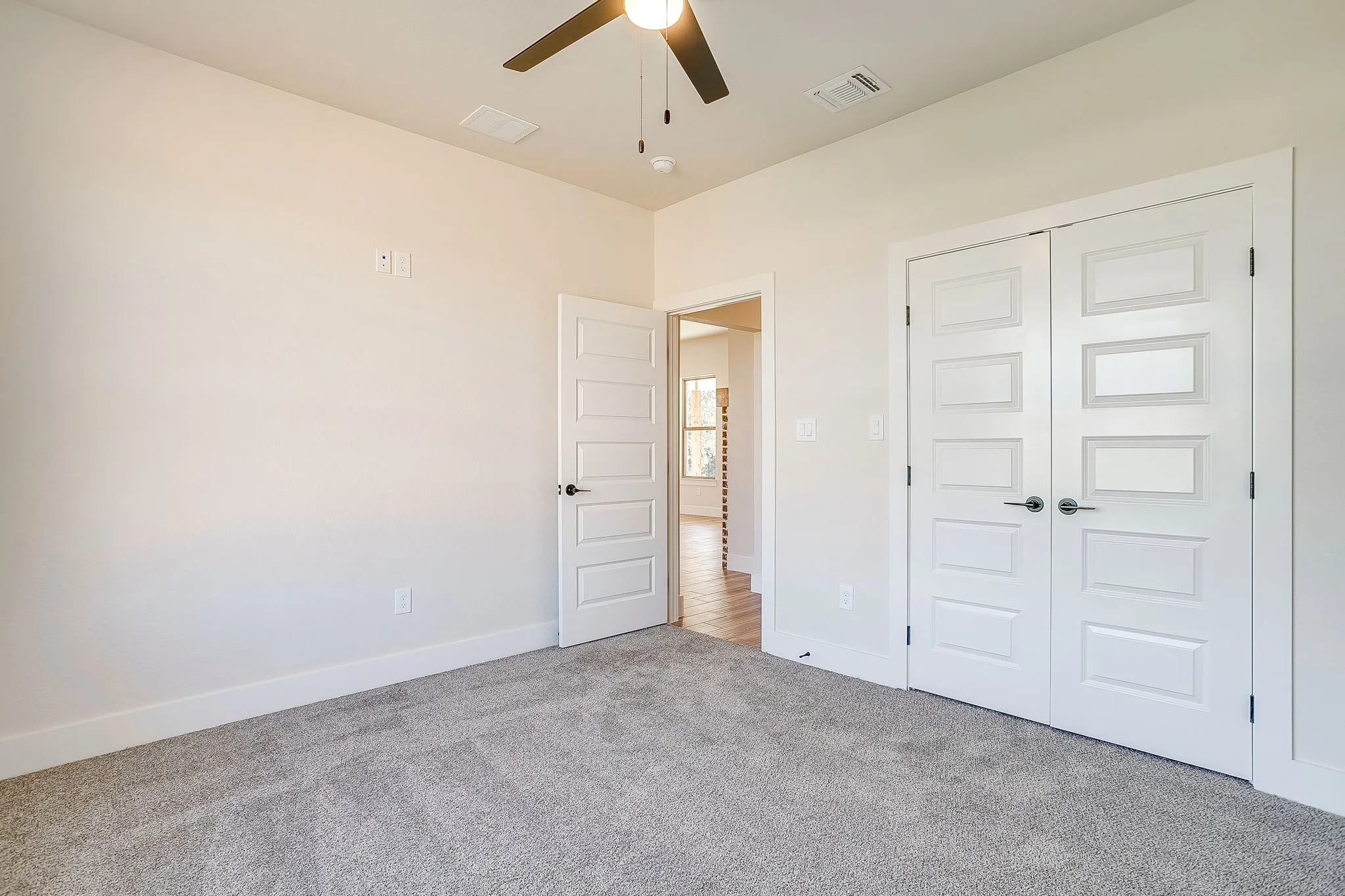 Single Family Residence For Sale in Parker County , 217 Kilkenny Road, Poolville, Texas 76487, 3 Bedroom, 2 Bathroom, 2 Garage spaces, 2,000 Sqft, built in 2025, mls#21396804, Real Estate Agent in Poolville, Homes For Sale in Parker county, Homes For Sale in Poolville, Realtor in Poolville Texas, Real Estate Brokerage Independent Realty Texas, Luminita Cordes Realtor