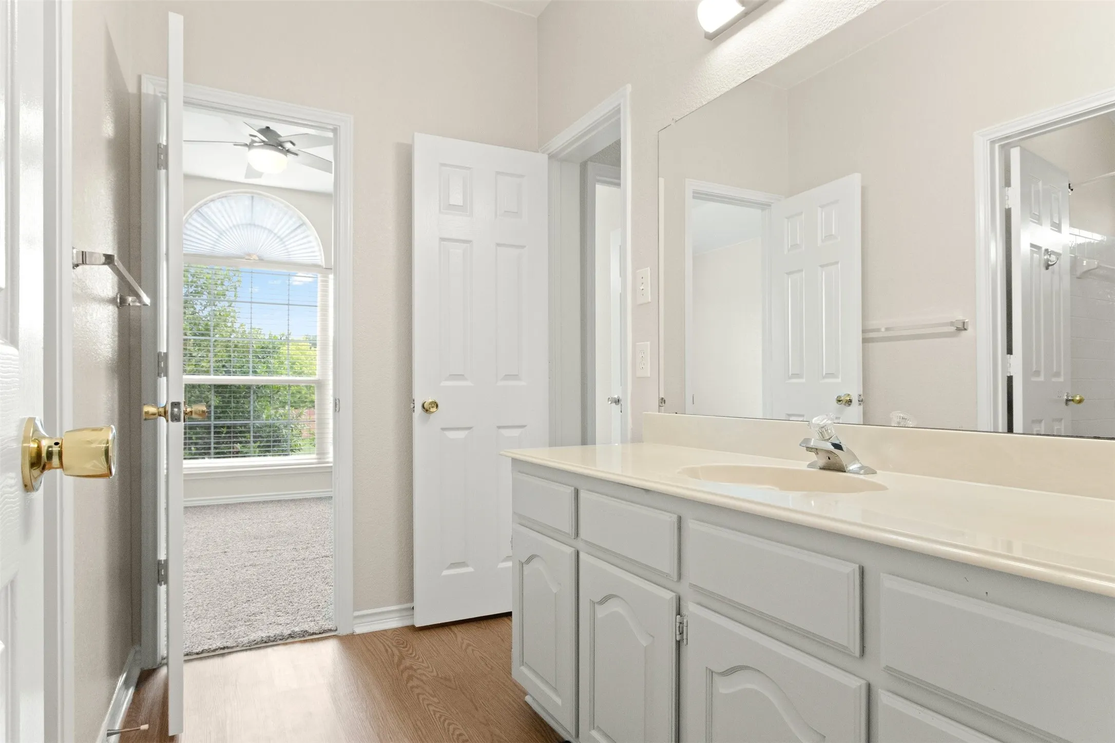 Single Family Residence For Rent in Collin County , 116 Glen Ridge Drive, Murphy, Texas 75094, 4 Bedroom, 3 Bathroom, 2 Garage spaces, 2,847 Sqft, built in 1998, mls#21396806, Real Estate Agent in Murphy, Homes For Rent in Collin county, Homes For Rent in Murphy, Realtor in Murphy Texas, Real Estate Brokerage Independent Realty Texas, Luminita Cordes Realtor