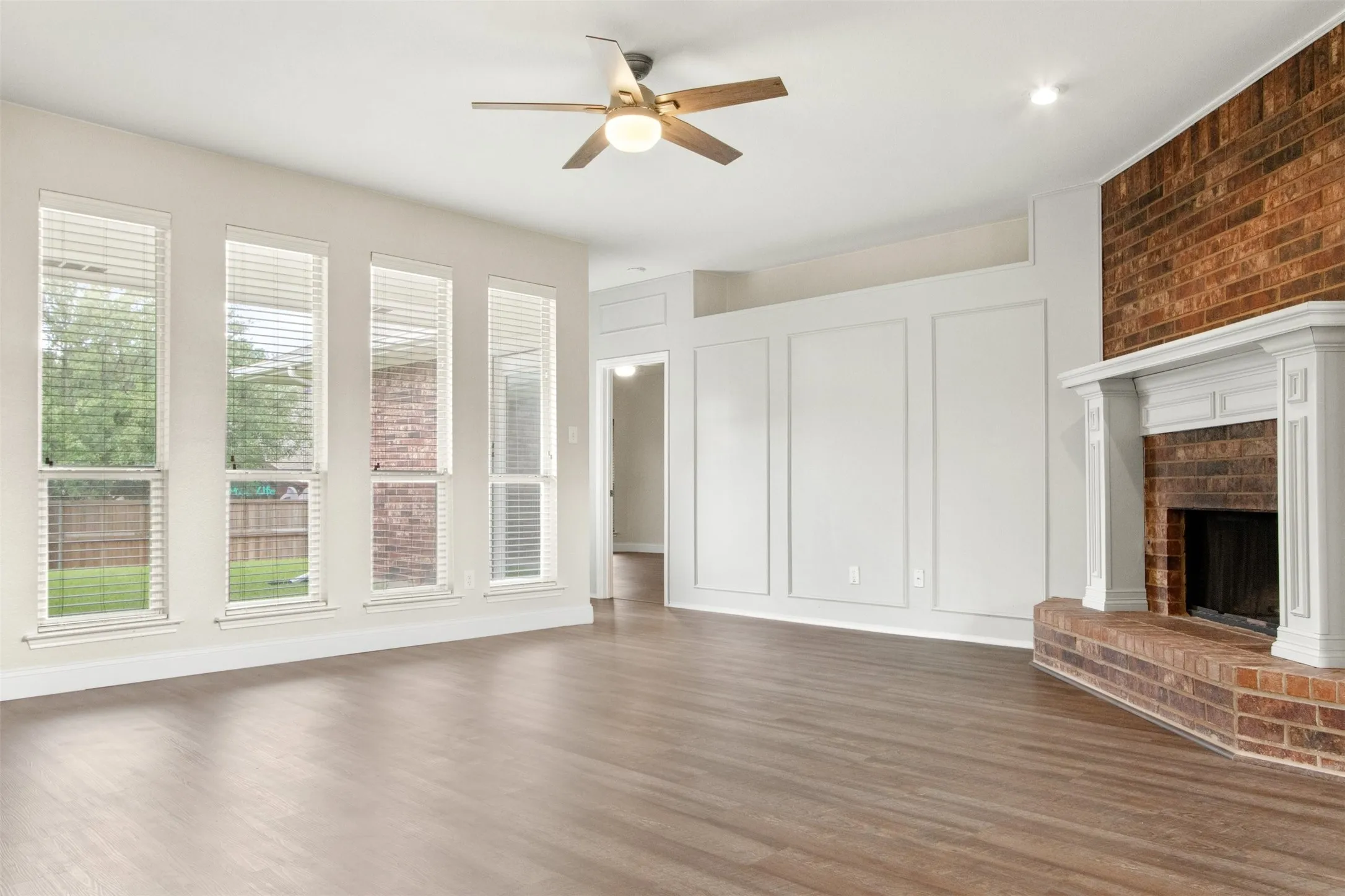 Single Family Residence For Rent in Collin County , 116 Glen Ridge Drive, Murphy, Texas 75094, 4 Bedroom, 3 Bathroom, 2 Garage spaces, 2,847 Sqft, built in 1998, mls#21396806, Real Estate Agent in Murphy, Homes For Rent in Collin county, Homes For Rent in Murphy, Realtor in Murphy Texas, Real Estate Brokerage Independent Realty Texas, Luminita Cordes Realtor