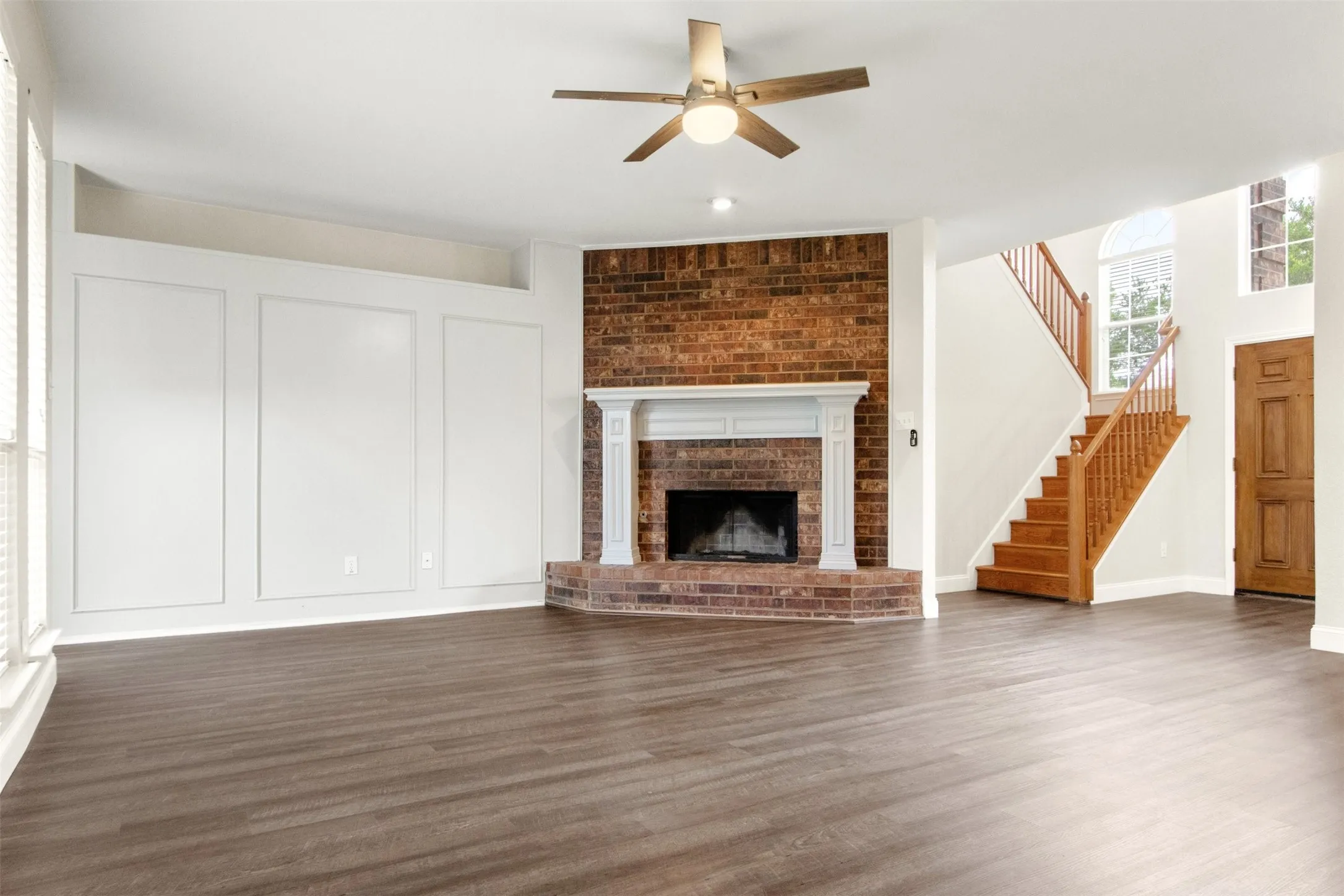 Single Family Residence For Rent in Collin County , 116 Glen Ridge Drive, Murphy, Texas 75094, 4 Bedroom, 3 Bathroom, 2 Garage spaces, 2,847 Sqft, built in 1998, mls#21396806, Real Estate Agent in Murphy, Homes For Rent in Collin county, Homes For Rent in Murphy, Realtor in Murphy Texas, Real Estate Brokerage Independent Realty Texas, Luminita Cordes Realtor