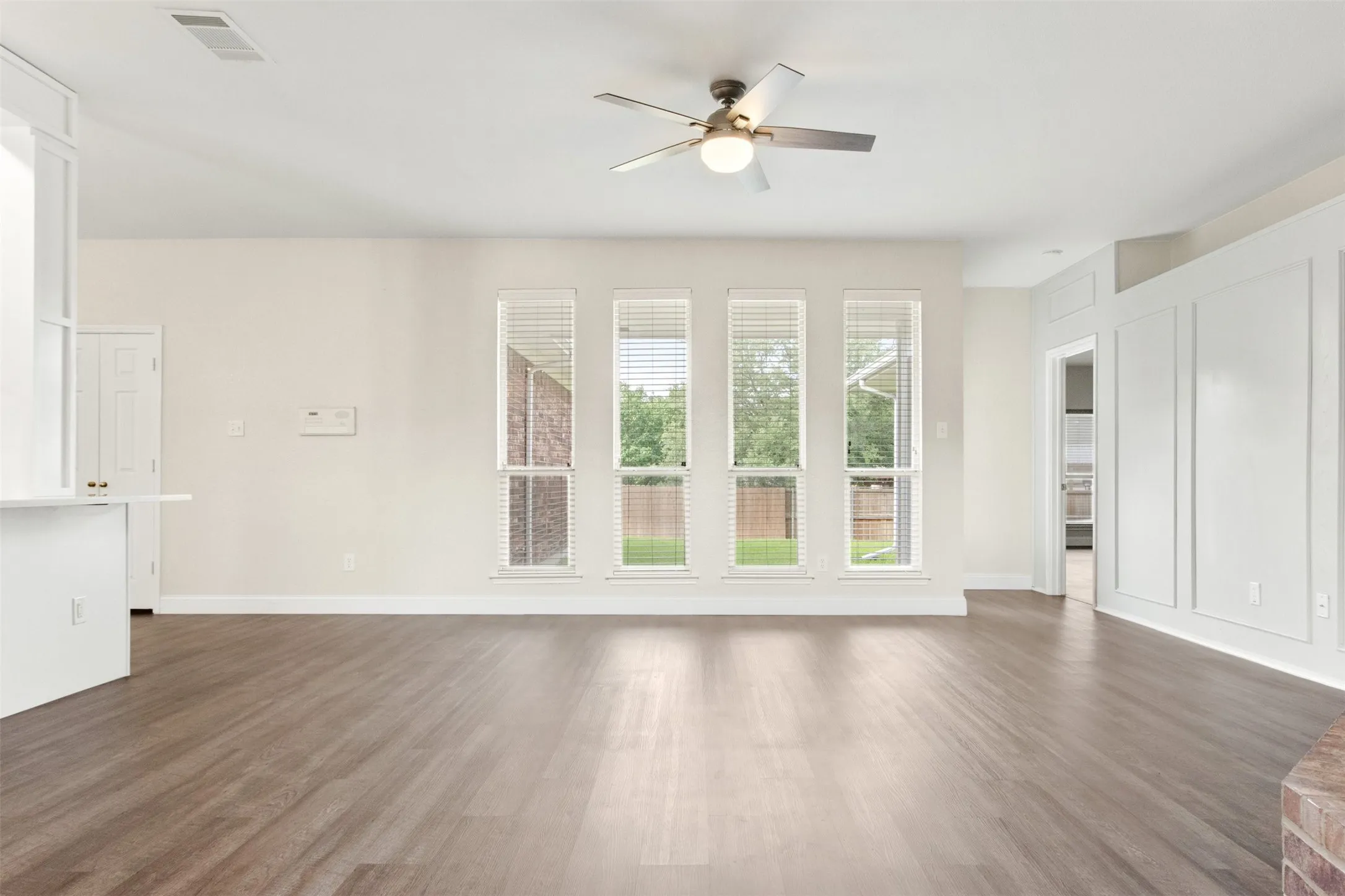 Single Family Residence For Rent in Collin County , 116 Glen Ridge Drive, Murphy, Texas 75094, 4 Bedroom, 3 Bathroom, 2 Garage spaces, 2,847 Sqft, built in 1998, mls#21396806, Real Estate Agent in Murphy, Homes For Rent in Collin county, Homes For Rent in Murphy, Realtor in Murphy Texas, Real Estate Brokerage Independent Realty Texas, Luminita Cordes Realtor