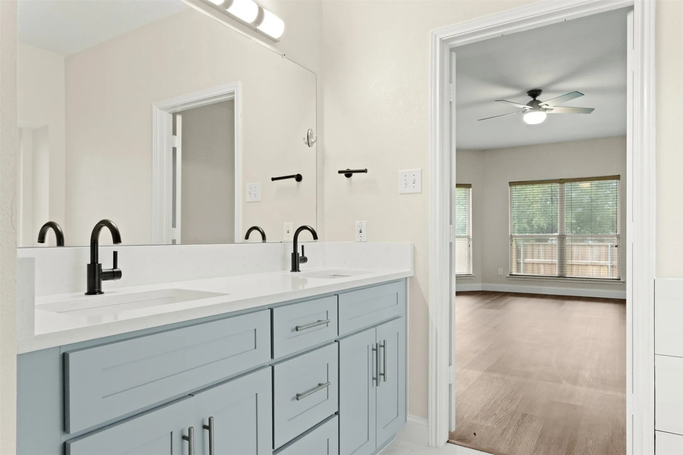 Single Family Residence For Rent in Collin County , 116 Glen Ridge Drive, Murphy, Texas 75094, 4 Bedroom, 3 Bathroom, 2 Garage spaces, 2,847 Sqft, built in 1998, mls#21396806, Real Estate Agent in Murphy, Homes For Rent in Collin county, Homes For Rent in Murphy, Realtor in Murphy Texas, Real Estate Brokerage Independent Realty Texas, Luminita Cordes Realtor
