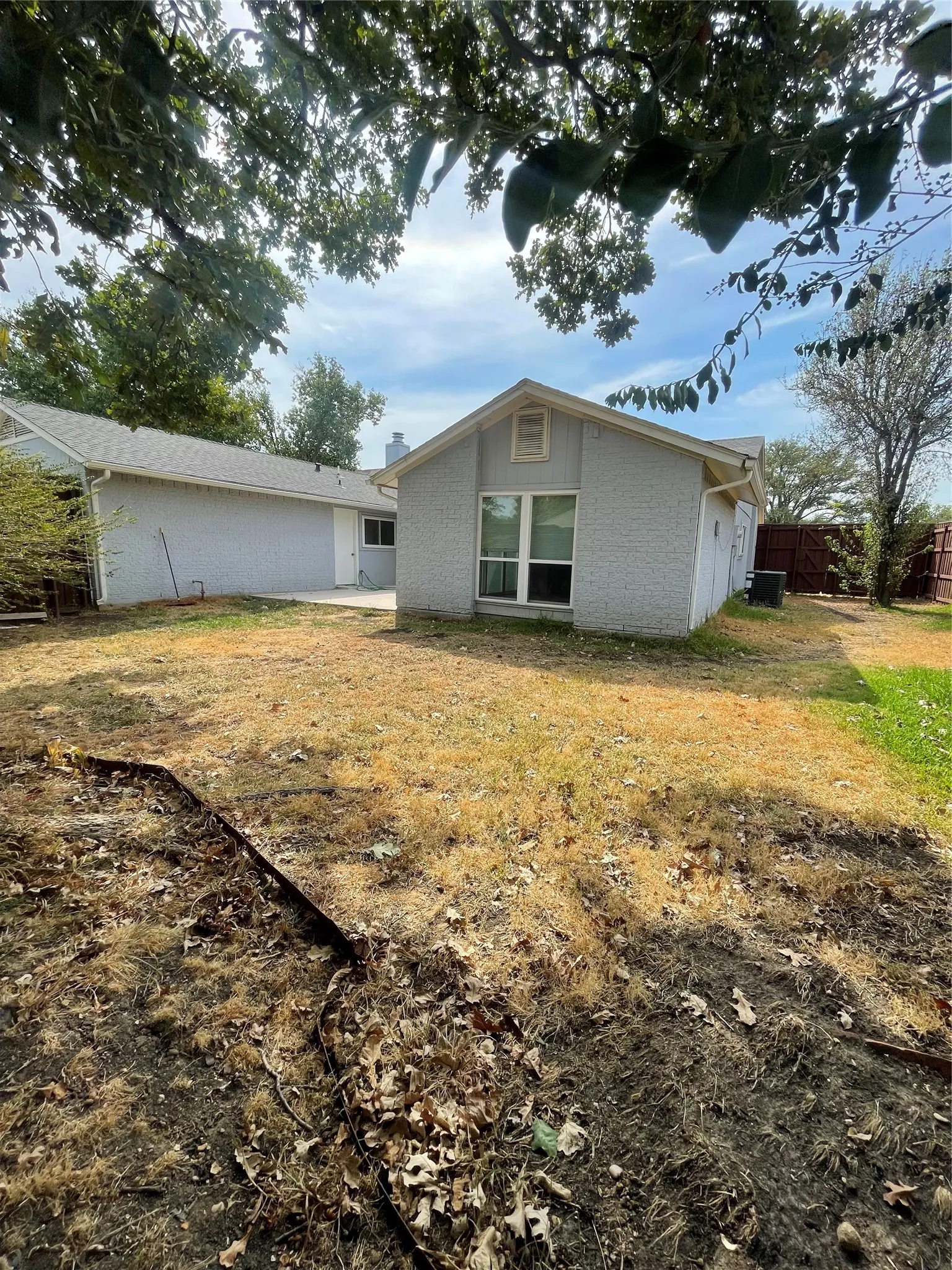 Single Family Residence For Rent in Collin County , 4101 Nightfall Drive, Plano, Texas 75093, 4 Bedroom, 2 Bathroom, 2 Garage spaces, 2,158 Sqft, built in 1979, mls#21396807, Real Estate Agent in Plano, Homes For Rent in Collin county, Homes For Rent in Plano, Realtor in Plano Texas, Real Estate Brokerage Independent Realty Texas, Luminita Cordes Realtor