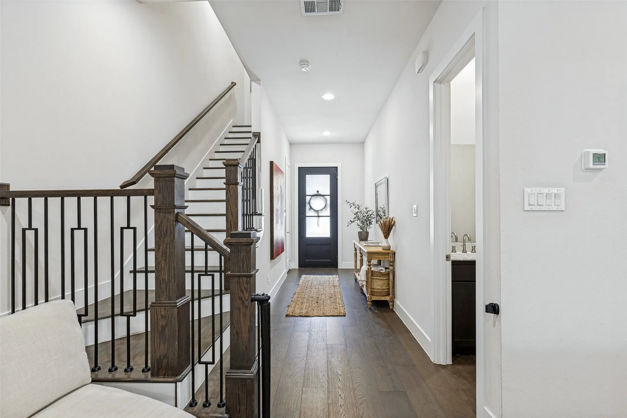 Single Family Residence For Sale in Dallas County , 4146 Maison Ridge, Dallas, Texas 75219, 3 Bedroom, 4 Bathroom, 2 Garage spaces, 2,722 Sqft, built in 2020, mls#21383893, Real Estate Agent in Dallas, Homes For Sale in Dallas county, Homes For Sale in Dallas, Realtor in Dallas Texas, Real Estate Brokerage Independent Realty Texas, Luminita Cordes Realtor