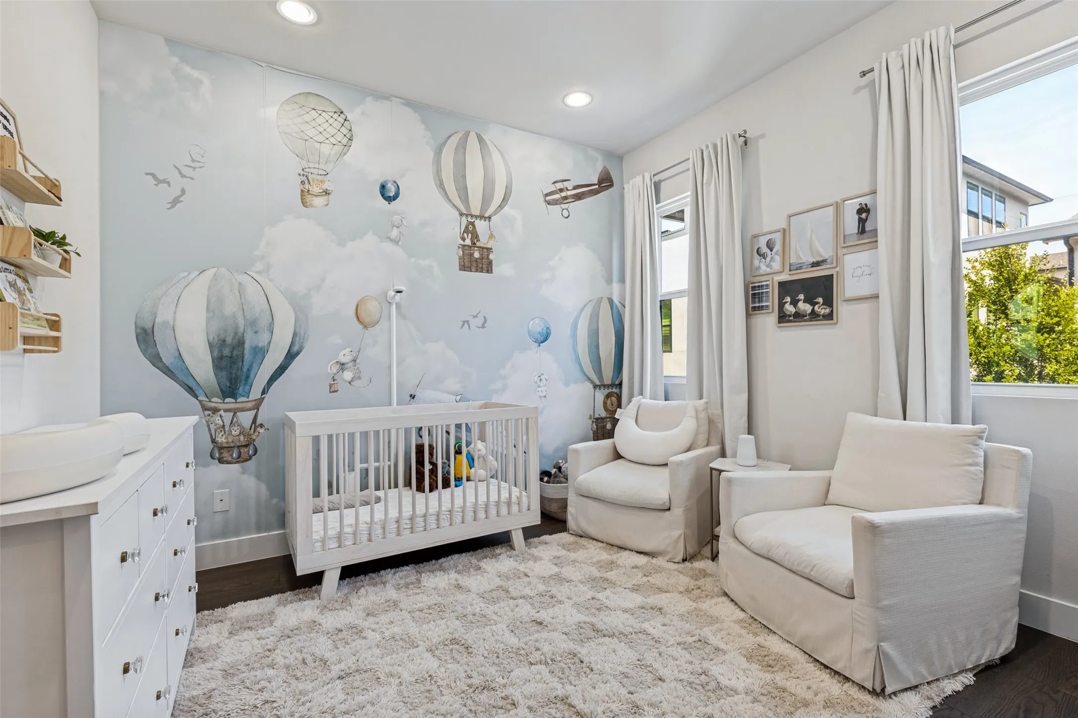 Single Family Residence For Sale in Dallas County , 4146 Maison Ridge, Dallas, Texas 75219, 3 Bedroom, 4 Bathroom, 2 Garage spaces, 2,722 Sqft, built in 2020, mls#21383893, Real Estate Agent in Dallas, Homes For Sale in Dallas county, Homes For Sale in Dallas, Realtor in Dallas Texas, Real Estate Brokerage Independent Realty Texas, Luminita Cordes Realtor