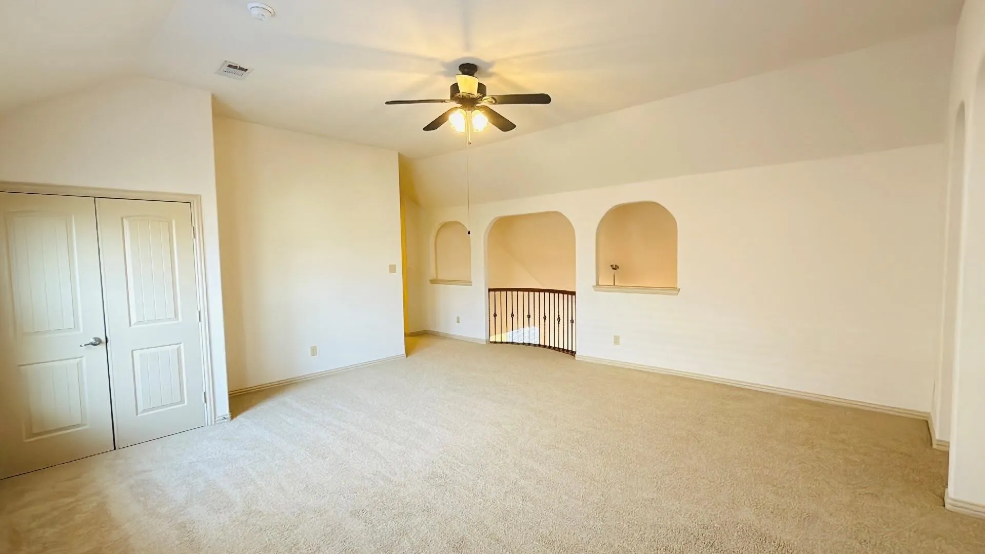 Single Family Residence For Rent in Denton County , 14006 Stevens Point Drive, Frisco, Texas 75033, 4 Bedroom, 4 Bathroom, 2 Garage spaces, 3,264 Sqft, built in 2007, mls#21396810, Real Estate Agent in Frisco, Homes For Rent in Denton county, Homes For Rent in Frisco, Realtor in Frisco Texas, Real Estate Brokerage Independent Realty Texas, Luminita Cordes Realtor