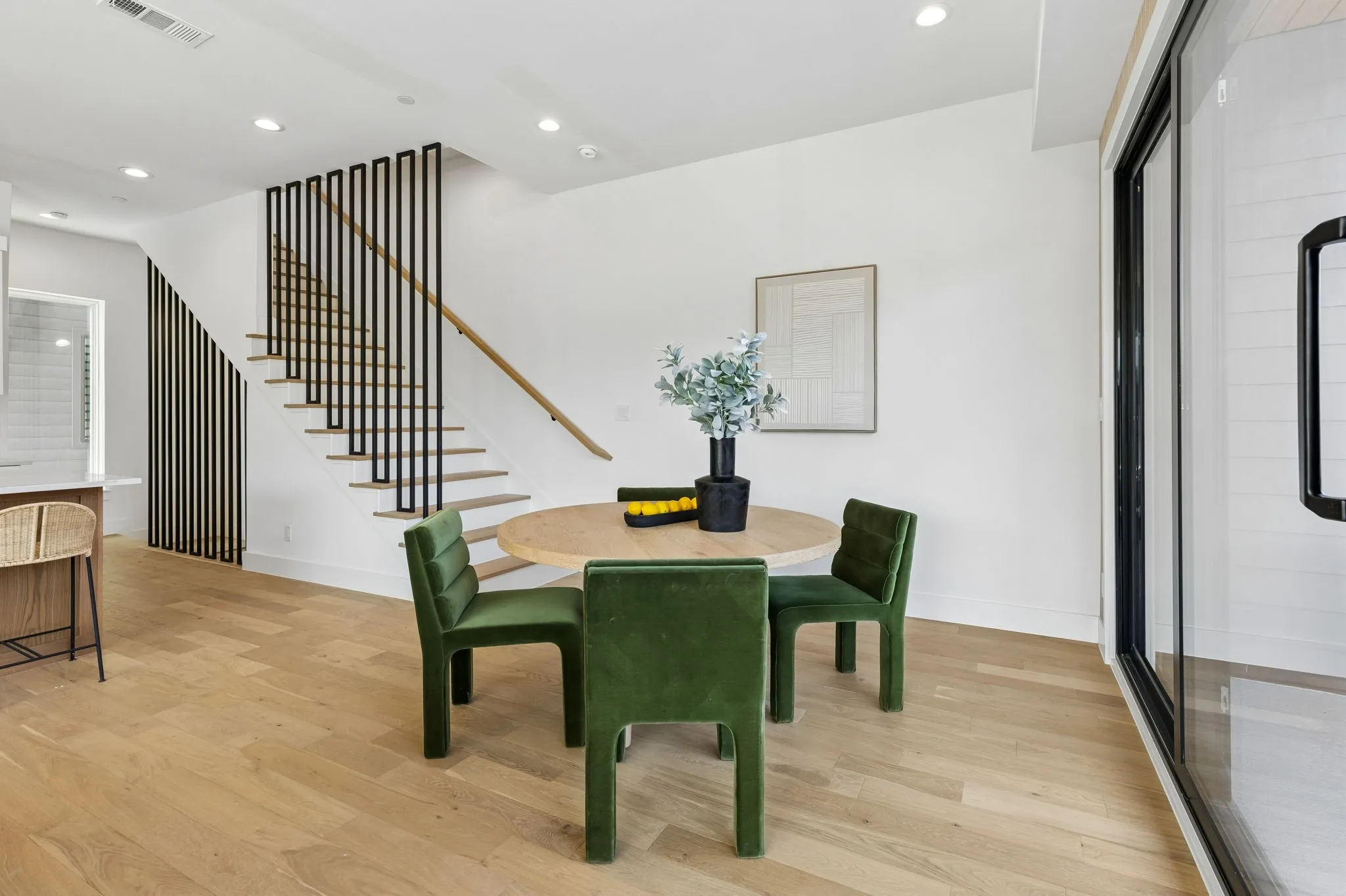 Townhouse For Rent in Dallas County , 4303 Cedar Springs Road, Dallas, Texas 75219, 3 Bedroom, 4 Bathroom, 2 Garage spaces, 2,011 Sqft, built in 2024, mls#21395864, Real Estate Agent in Dallas, Homes For Rent in Dallas county, Homes For Rent in Dallas, Realtor in Dallas Texas, Real Estate Brokerage Independent Realty Texas, Luminita Cordes Realtor