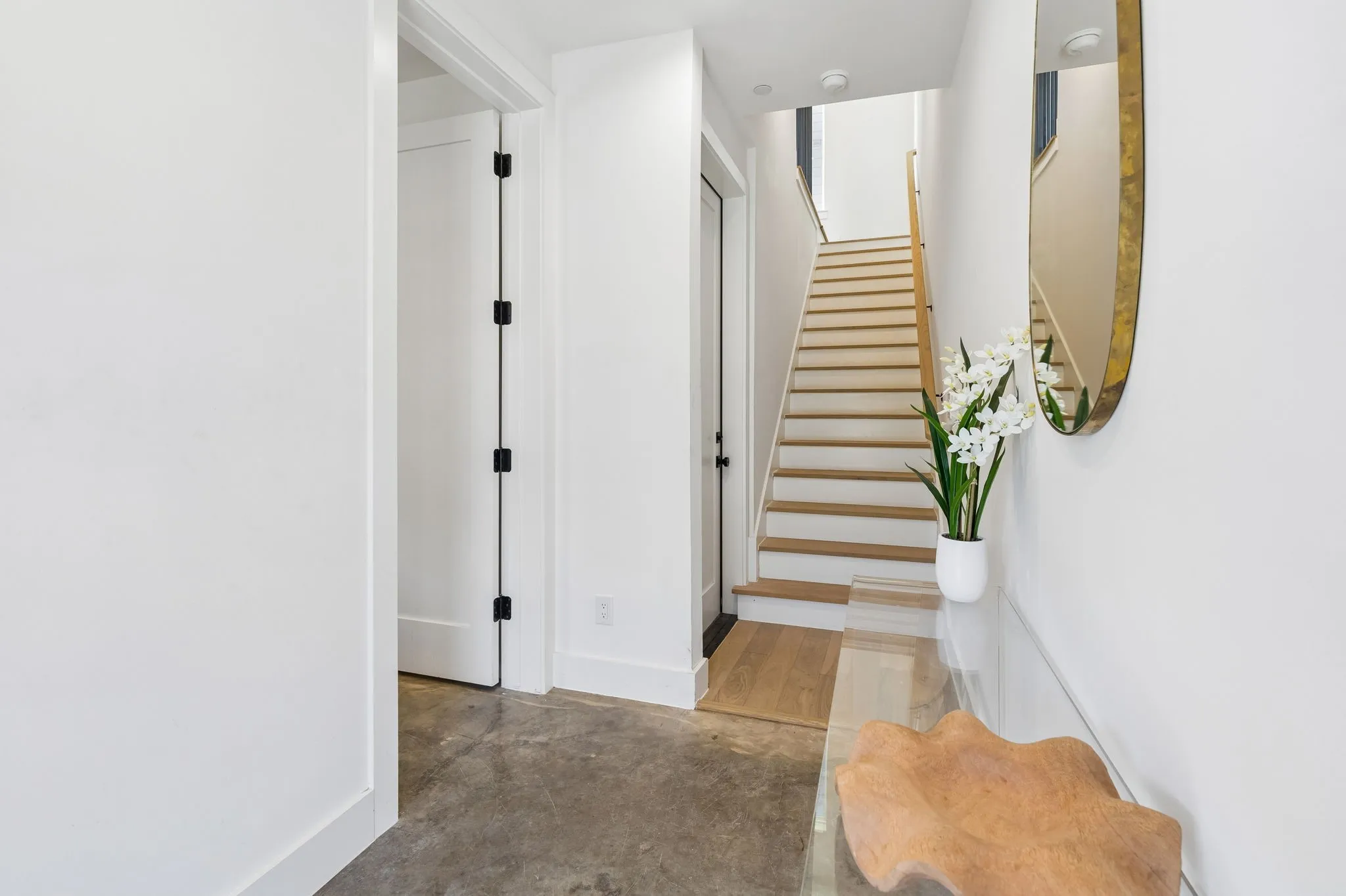 Townhouse For Rent in Dallas County , 4303 Cedar Springs Road, Dallas, Texas 75219, 3 Bedroom, 4 Bathroom, 2 Garage spaces, 2,011 Sqft, built in 2024, mls#21395864, Real Estate Agent in Dallas, Homes For Rent in Dallas county, Homes For Rent in Dallas, Realtor in Dallas Texas, Real Estate Brokerage Independent Realty Texas, Luminita Cordes Realtor