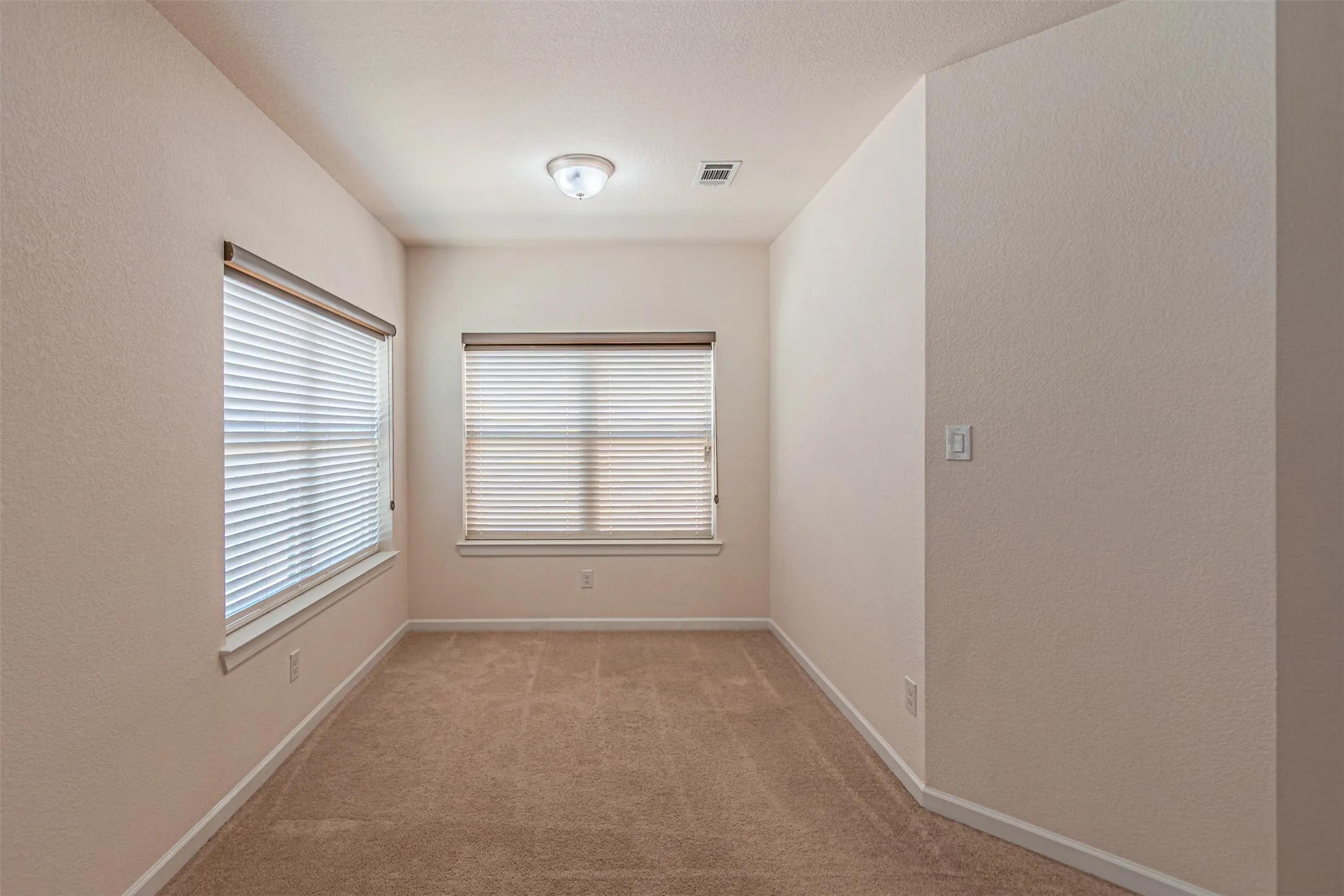 Single Family Residence For Rent in Dallas County , 6769 E Prospect Way, Irving, Texas 75063, 4 Bedroom, 4 Bathroom, 2 Garage spaces, 3,054 Sqft, built in 2017, mls#21395410, Real Estate Agent in Irving, Homes For Rent in Dallas county, Homes For Rent in Irving, Realtor in Irving Texas, Real Estate Brokerage Independent Realty Texas, Luminita Cordes Realtor