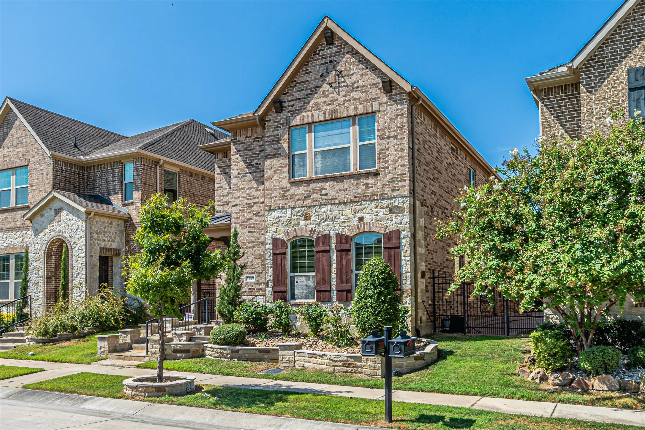 Single Family Residence For Rent in Dallas County , 6769 E Prospect Way, Irving, Texas 75063, 4 Bedroom, 4 Bathroom, 2 Garage spaces, 3,054 Sqft, built in 2017, mls#21395410, Real Estate Agent in Irving, Homes For Rent in Dallas county, Homes For Rent in Irving, Realtor in Irving Texas, Real Estate Brokerage Independent Realty Texas, Luminita Cordes Realtor