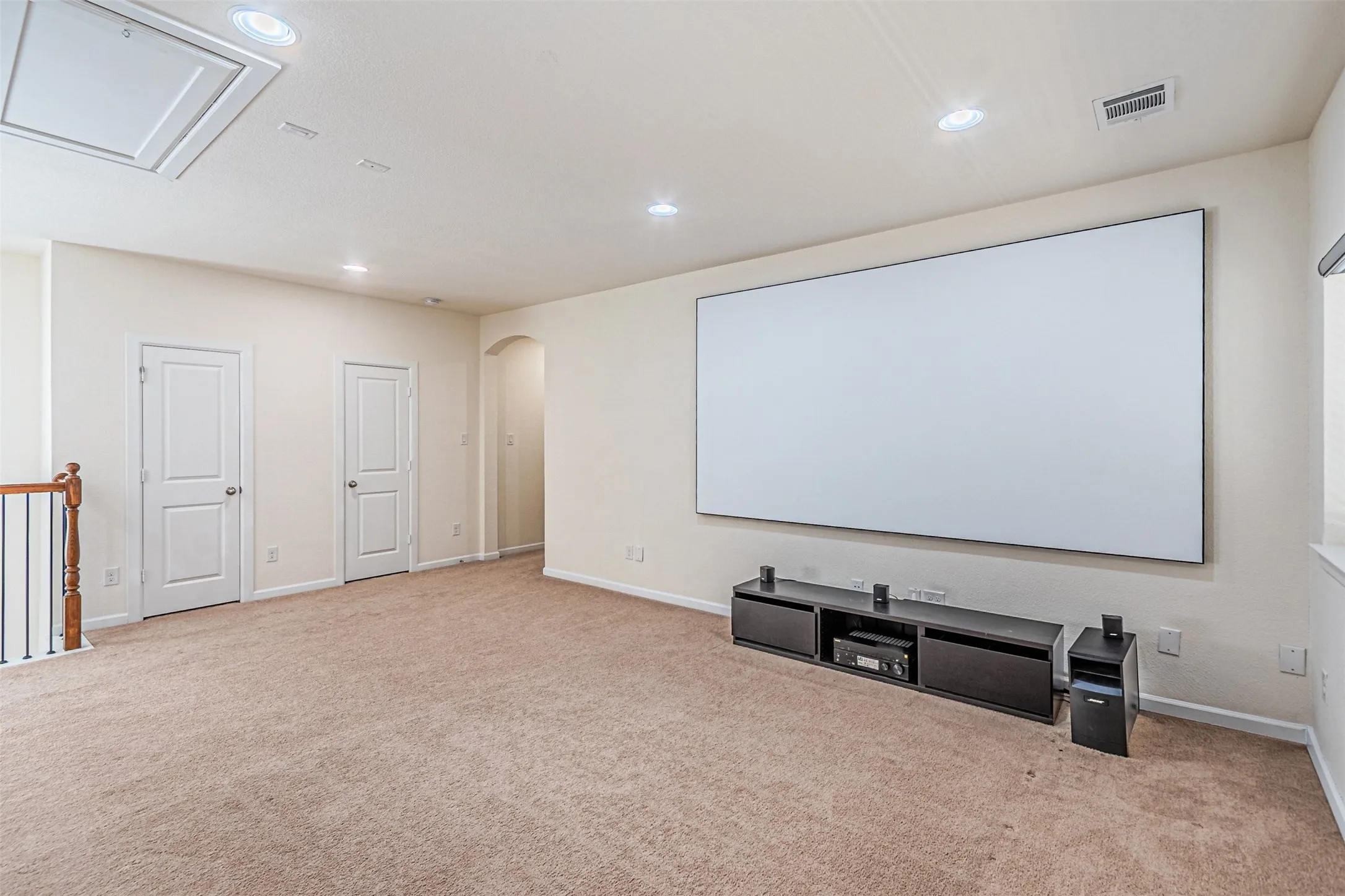 Single Family Residence For Rent in Dallas County , 6769 E Prospect Way, Irving, Texas 75063, 4 Bedroom, 4 Bathroom, 2 Garage spaces, 3,054 Sqft, built in 2017, mls#21395410, Real Estate Agent in Irving, Homes For Rent in Dallas county, Homes For Rent in Irving, Realtor in Irving Texas, Real Estate Brokerage Independent Realty Texas, Luminita Cordes Realtor