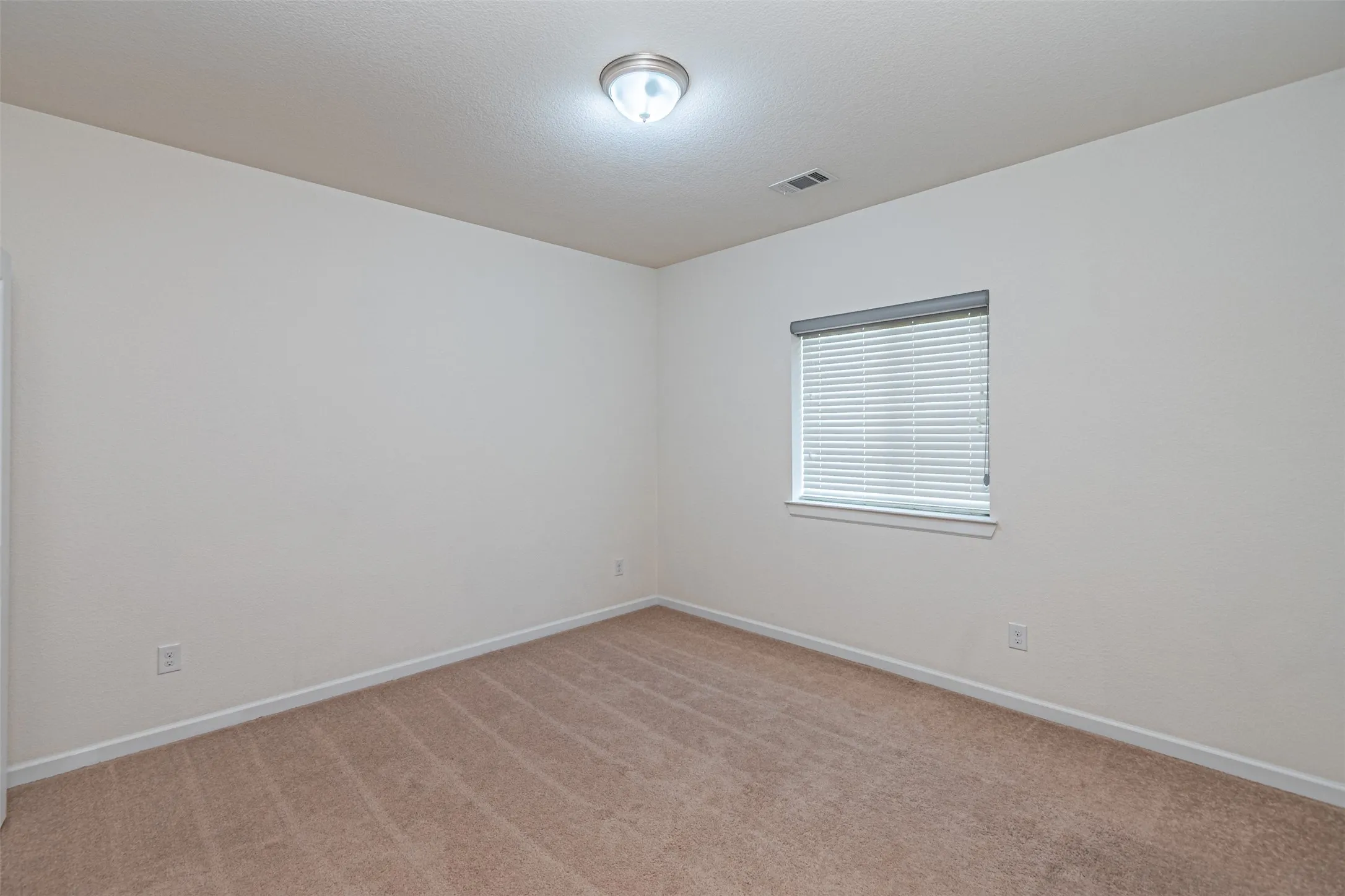 Single Family Residence For Rent in Dallas County , 6769 E Prospect Way, Irving, Texas 75063, 4 Bedroom, 4 Bathroom, 2 Garage spaces, 3,054 Sqft, built in 2017, mls#21395410, Real Estate Agent in Irving, Homes For Rent in Dallas county, Homes For Rent in Irving, Realtor in Irving Texas, Real Estate Brokerage Independent Realty Texas, Luminita Cordes Realtor