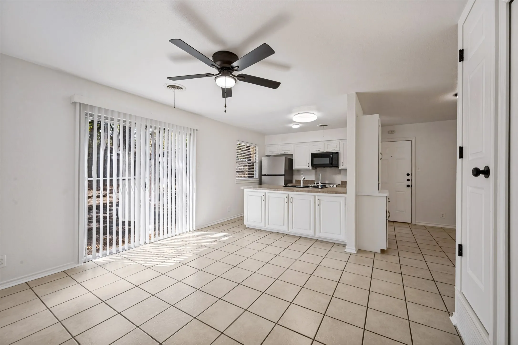 2nd Living Room off the kitchen