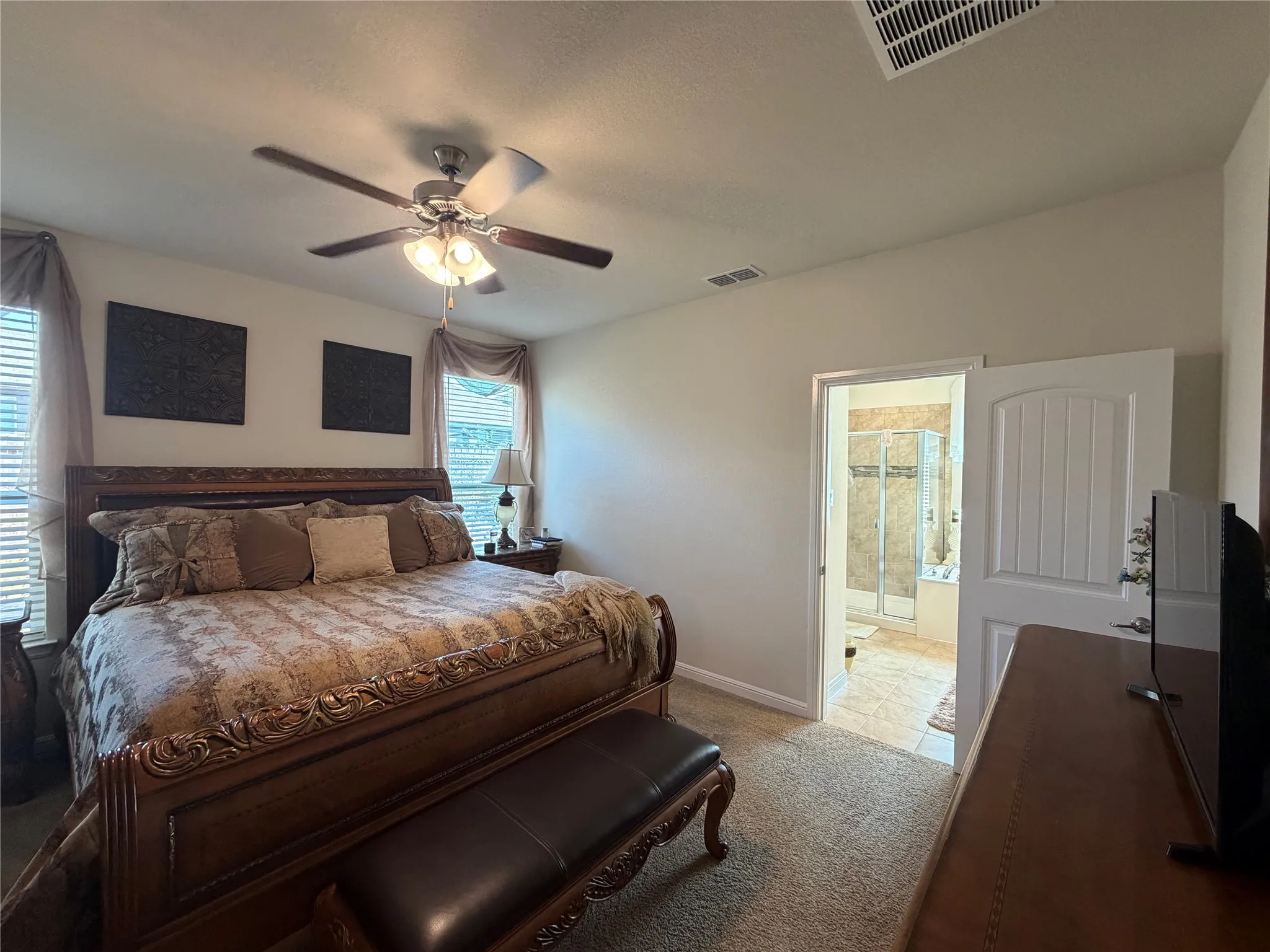 Single Family Residence For Sale in Tarrant County , 925 Meadow Scape Drive, Fort Worth, Texas 76028, 3 Bedroom, 2 Bathroom, 2 Garage spaces, 1,768 Sqft, built in 2018, mls#21396814, Real Estate Agent in Fort Worth, Homes For Sale in Tarrant county, Homes For Sale in Fort Worth, Realtor in Fort Worth Texas, Real Estate Brokerage Independent Realty Texas, Luminita Cordes Realtor