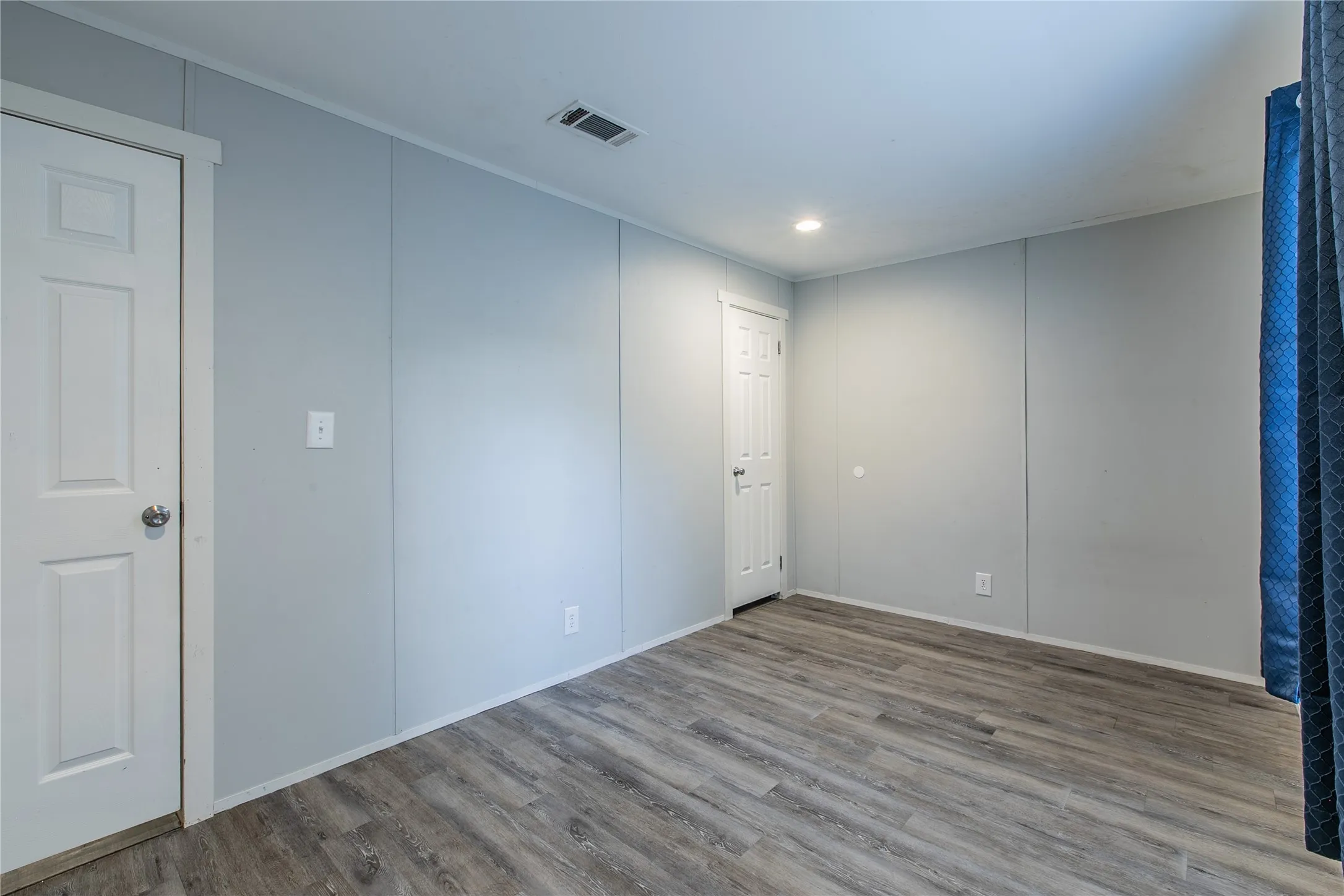 Manufactured Home For Sale in Hood County , 6612 Timberhaven Court, Granbury, Texas 76049, 3 Bedroom, 2 Bathroom, Garage spaces, 1,140 Sqft, built in 2021, mls#21394533, Real Estate Agent in Granbury, Homes For Sale in Hood county, Homes For Sale in Granbury, Realtor in Granbury Texas, Real Estate Brokerage Independent Realty Texas, Luminita Cordes Realtor
