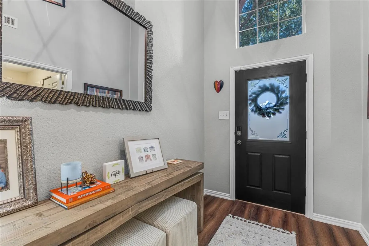 Single Family Residence For Sale in Tarrant County , 4600 Valleyview Drive, Mansfield, Texas 76063, 4 Bedroom, 3 Bathroom, 3 Garage spaces, 2,445 Sqft, built in 2003, mls#21396815, Real Estate Agent in Mansfield, Homes For Sale in Tarrant county, Homes For Sale in Mansfield, Realtor in Mansfield Texas, Real Estate Brokerage Independent Realty Texas, Luminita Cordes Realtor