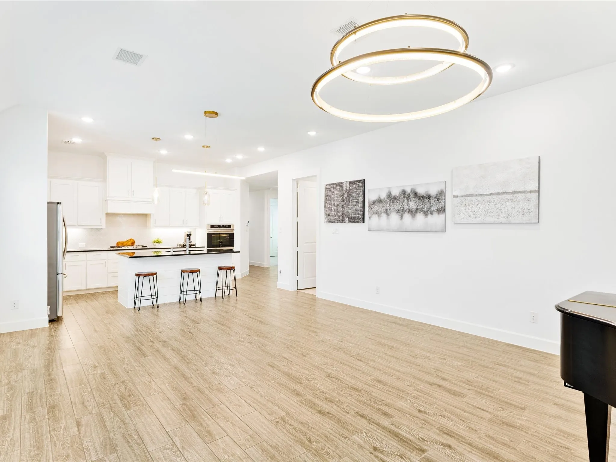 Single Family Residence For Rent in Denton County , 2256 Briar Ridge Trail, Carrollton, Texas 75010, 3 Bedroom, 2 Bathroom, 2 Garage spaces, 1,850 Sqft, built in 2019, mls#21395677, Real Estate Agent in Carrollton, Homes For Rent in Denton county, Homes For Rent in Carrollton, Realtor in Carrollton Texas, Real Estate Brokerage Independent Realty Texas, Luminita Cordes Realtor