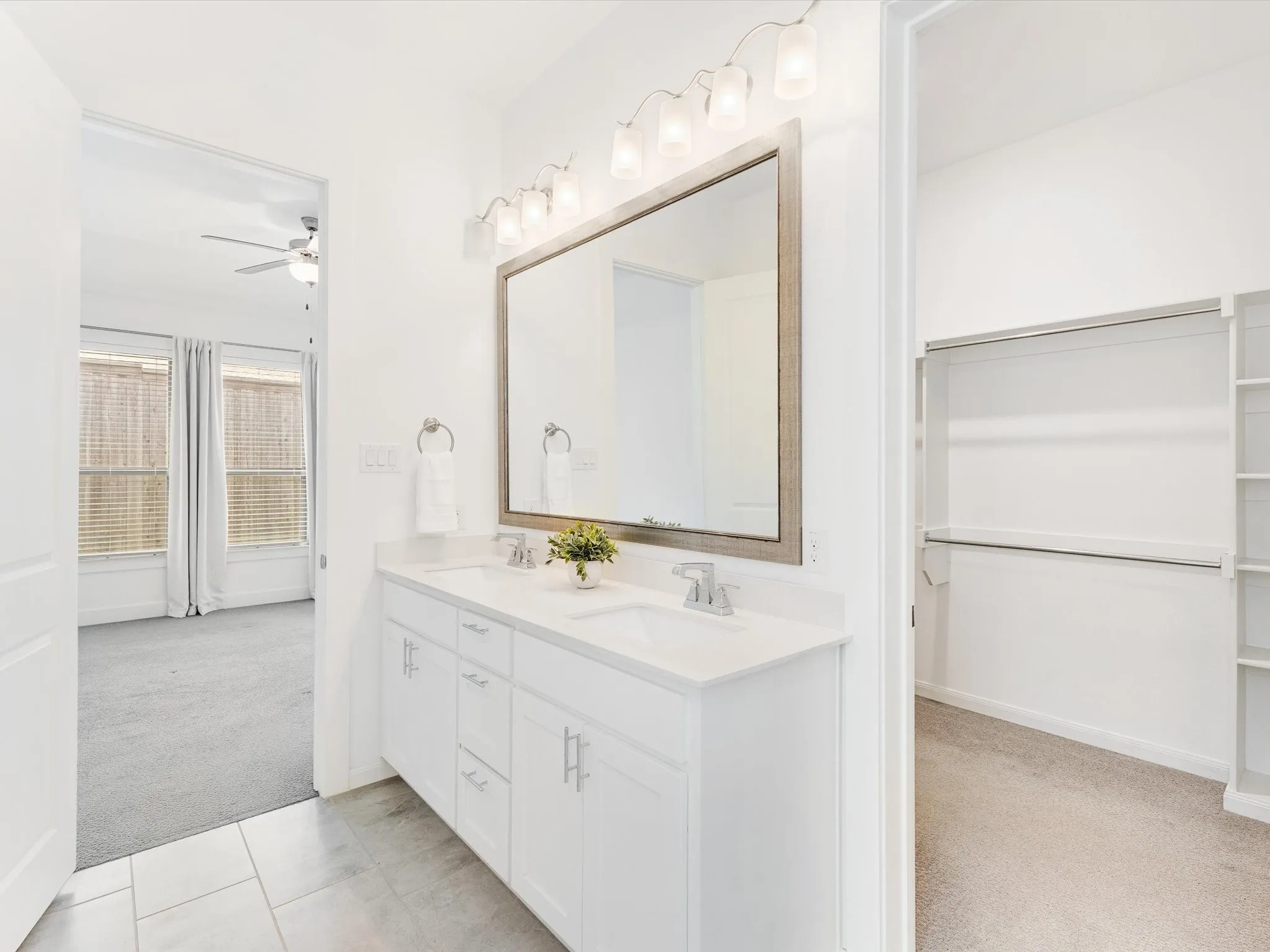 Single Family Residence For Rent in Denton County , 2256 Briar Ridge Trail, Carrollton, Texas 75010, 3 Bedroom, 2 Bathroom, 2 Garage spaces, 1,850 Sqft, built in 2019, mls#21395677, Real Estate Agent in Carrollton, Homes For Rent in Denton county, Homes For Rent in Carrollton, Realtor in Carrollton Texas, Real Estate Brokerage Independent Realty Texas, Luminita Cordes Realtor