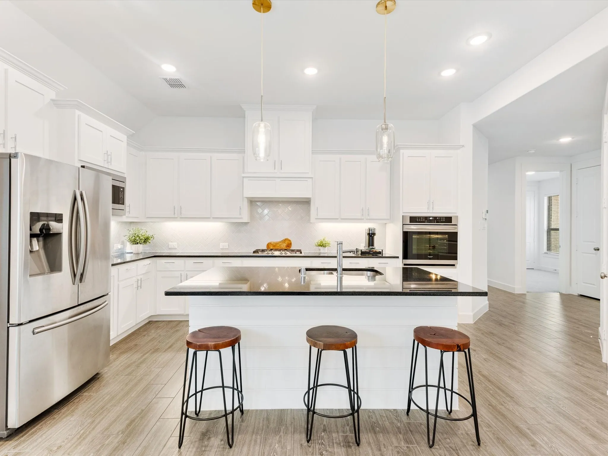 Single Family Residence For Rent in Denton County , 2256 Briar Ridge Trail, Carrollton, Texas 75010, 3 Bedroom, 2 Bathroom, 2 Garage spaces, 1,850 Sqft, built in 2019, mls#21395677, Real Estate Agent in Carrollton, Homes For Rent in Denton county, Homes For Rent in Carrollton, Realtor in Carrollton Texas, Real Estate Brokerage Independent Realty Texas, Luminita Cordes Realtor