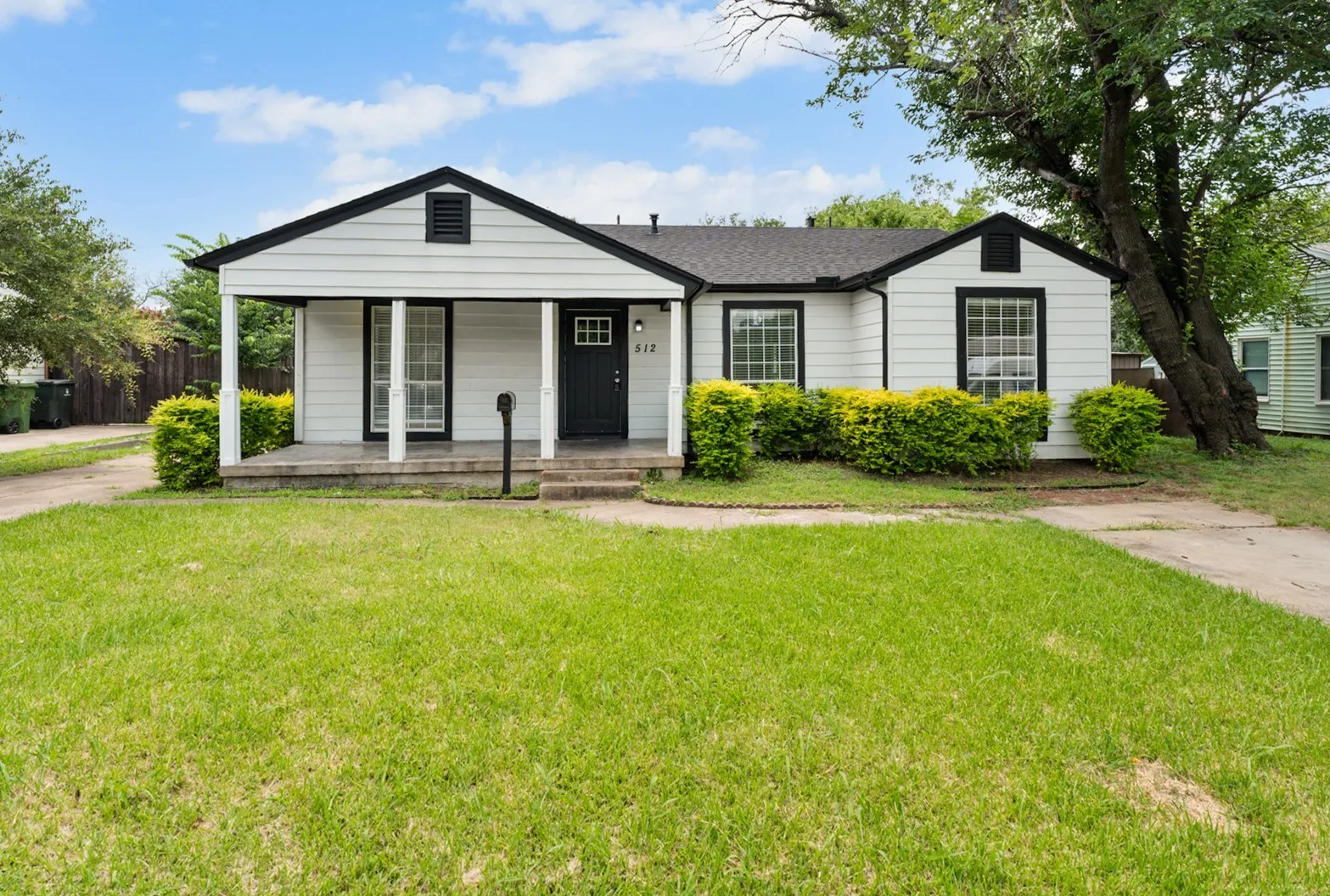 Single Family Residence For Sale in Dallas County , 512 Cedar Drive, Garland, Texas 75040, 3 Bedroom, 2 Bathroom, Garage spaces, 1,431 Sqft, built in 1950, mls#21396816, Real Estate Agent in Garland, Homes For Sale in Dallas county, Homes For Sale in Garland, Realtor in Garland Texas, Real Estate Brokerage Independent Realty Texas, Luminita Cordes Realtor