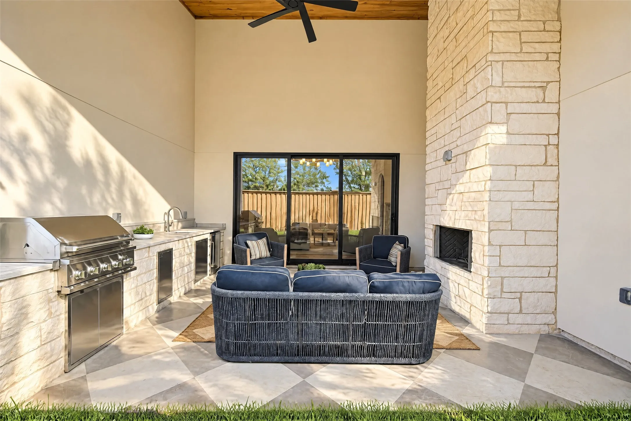 Single Family Residence For Sale in Dallas County , 3733 Clover Lane, Dallas, Texas 75220, 5 Bedroom, 6 Bathroom, 2 Garage spaces, 4,634 Sqft, built in 2026, mls#21396727, Real Estate Agent in Dallas, Homes For Sale in Dallas county, Homes For Sale in Dallas, Realtor in Dallas Texas, Real Estate Brokerage Independent Realty Texas, Luminita Cordes Realtor