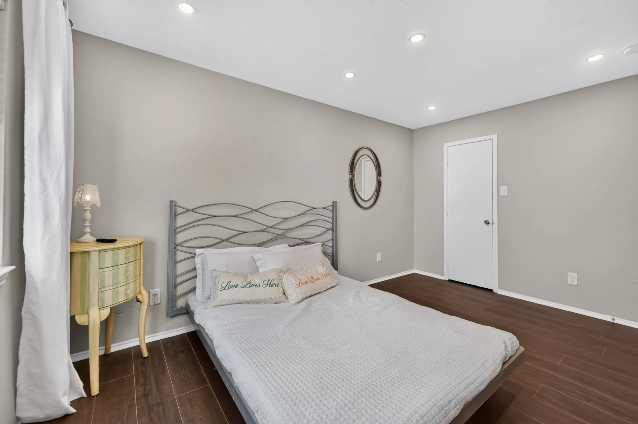Single Family Residence For Sale in Denton County , 929 Warbler, Aubrey, Texas 76227, 3 Bedroom, 2 Bathroom, 2 Garage spaces, 1,733 Sqft, built in 2003, mls#21396475, Real Estate Agent in Aubrey, Homes For Sale in Denton county, Homes For Sale in Aubrey, Realtor in Aubrey Texas, Real Estate Brokerage Independent Realty Texas, Luminita Cordes Realtor