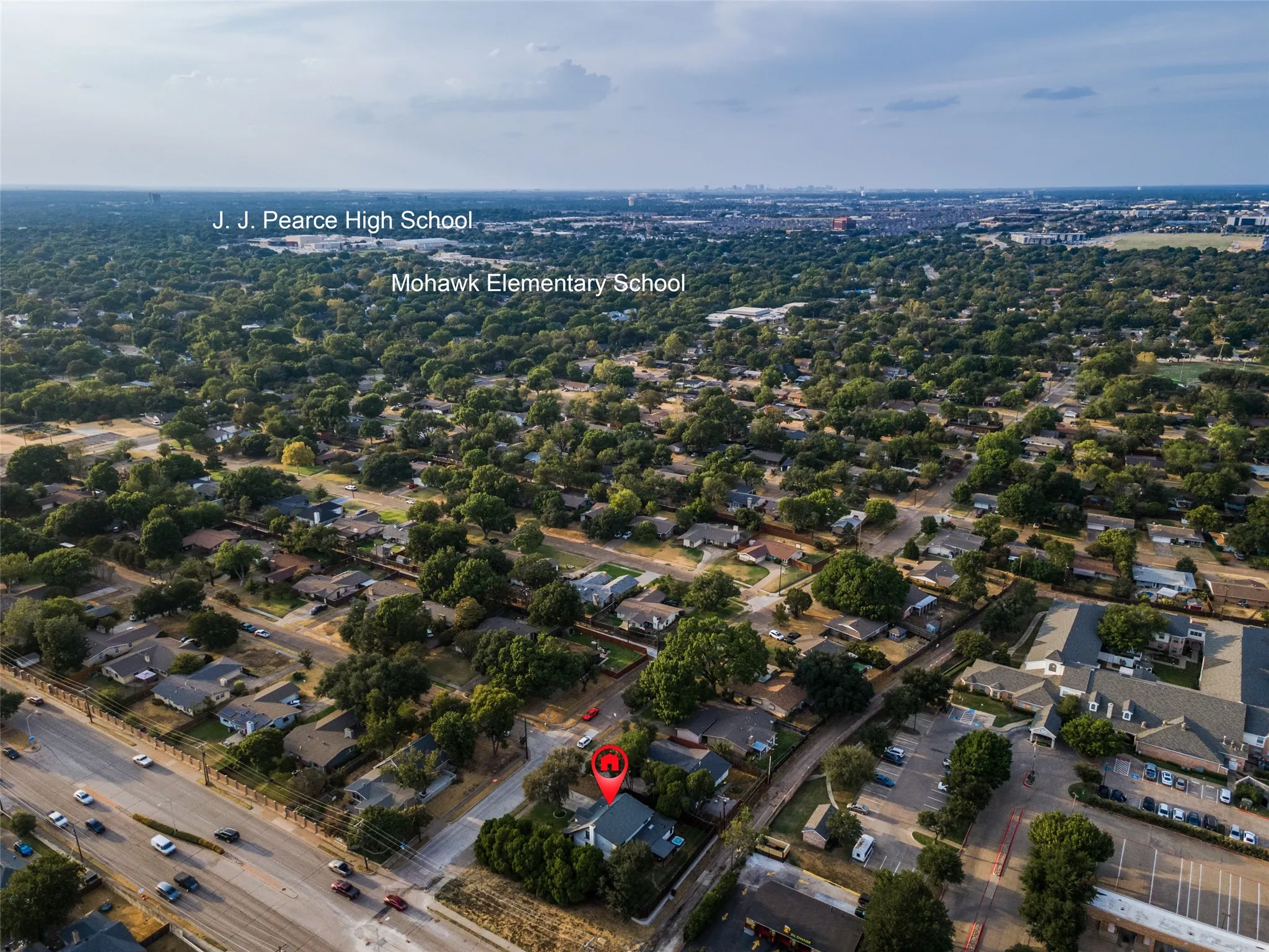 Located just a mile from highly acclaimed Mohawk Elementary and JJ Pearce High School, this home represents an amazing opportunity to land a spacious, updated home in just the right spot!
