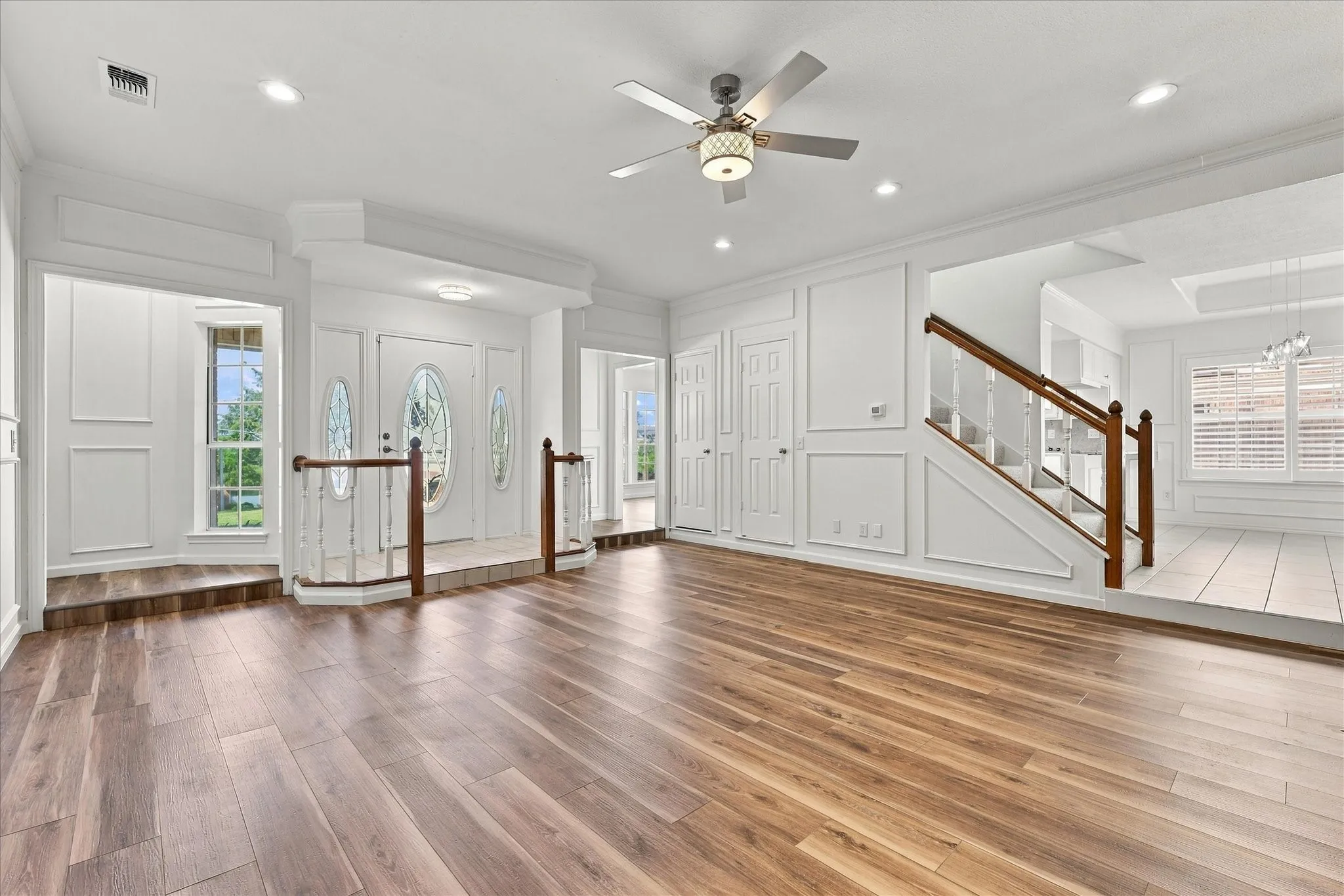 Single Family Residence For Sale in Dallas County , 4406 Zion Road, Garland, Texas 75043, 3 Bedroom, 3 Bathroom, 3 Garage spaces, 2,965 Sqft, built in 1987, mls#21392235, Real Estate Agent in Garland, Homes For Sale in Dallas county, Homes For Sale in Garland, Realtor in Garland Texas, Real Estate Brokerage Independent Realty Texas, Luminita Cordes Realtor