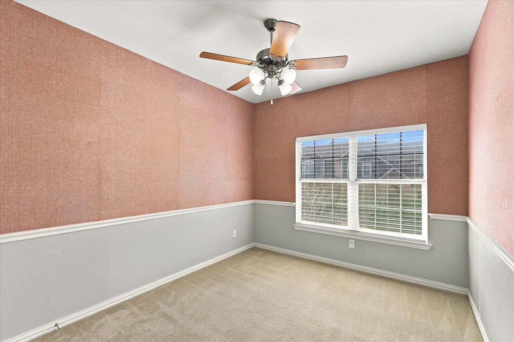 Townhouse For Rent in Dallas County , 4018 Milan Drive, Irving, Texas 75038, 3 Bedroom, 3 Bathroom, 2 Garage spaces, 1,872 Sqft, built in 2006, mls#21396526, Real Estate Agent in Irving, Homes For Rent in Dallas county, Homes For Rent in Irving, Realtor in Irving Texas, Real Estate Brokerage Independent Realty Texas, Luminita Cordes Realtor