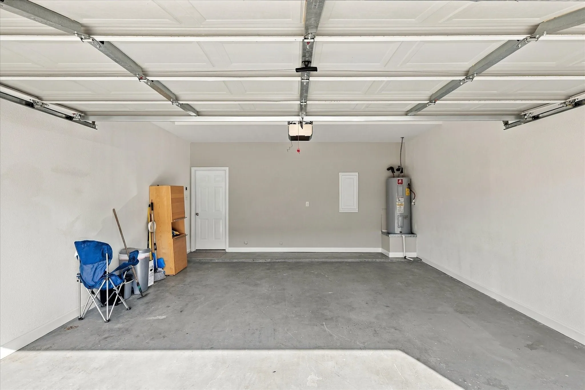 Townhouse For Rent in Dallas County , 4018 Milan Drive, Irving, Texas 75038, 3 Bedroom, 3 Bathroom, 2 Garage spaces, 1,872 Sqft, built in 2006, mls#21396526, Real Estate Agent in Irving, Homes For Rent in Dallas county, Homes For Rent in Irving, Realtor in Irving Texas, Real Estate Brokerage Independent Realty Texas, Luminita Cordes Realtor