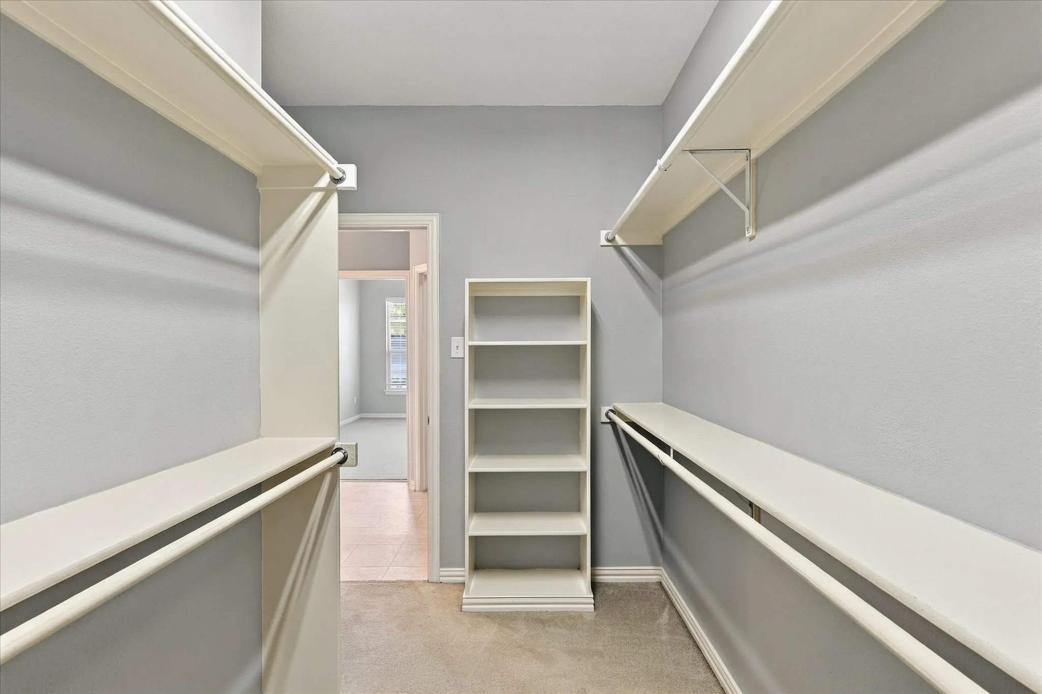 Townhouse For Rent in Dallas County , 4018 Milan Drive, Irving, Texas 75038, 3 Bedroom, 3 Bathroom, 2 Garage spaces, 1,872 Sqft, built in 2006, mls#21396526, Real Estate Agent in Irving, Homes For Rent in Dallas county, Homes For Rent in Irving, Realtor in Irving Texas, Real Estate Brokerage Independent Realty Texas, Luminita Cordes Realtor